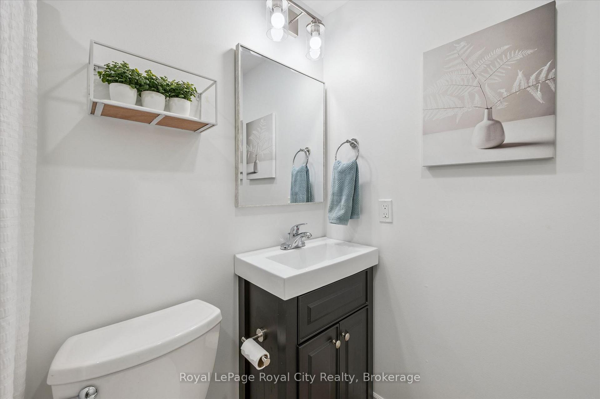 Photo 34 of 38 Shadybrook Crescent, Guelph, Kortright West — HOMEH