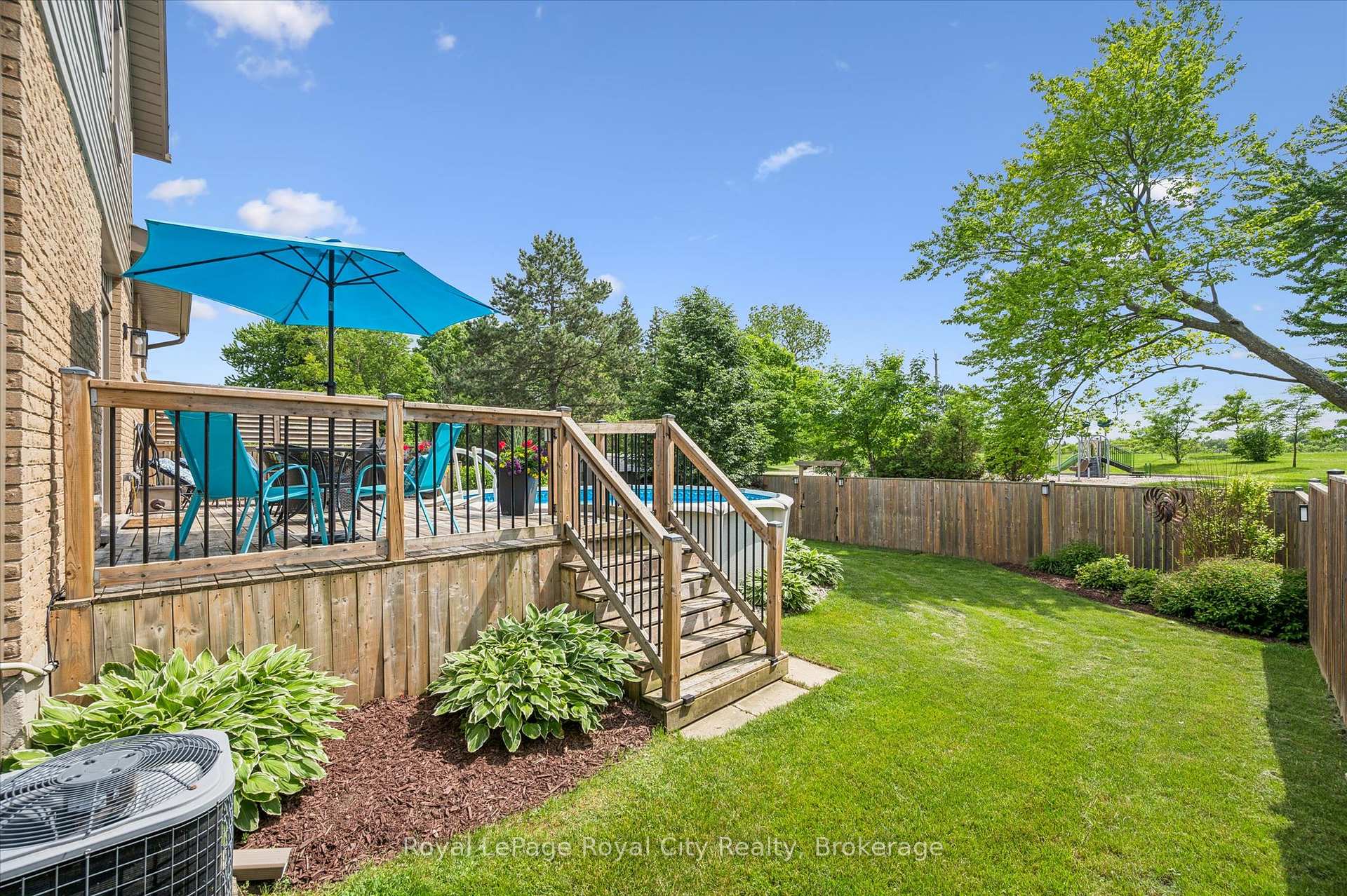 Photo 36 of 38 Shadybrook Crescent, Guelph, Kortright West — HOMEH