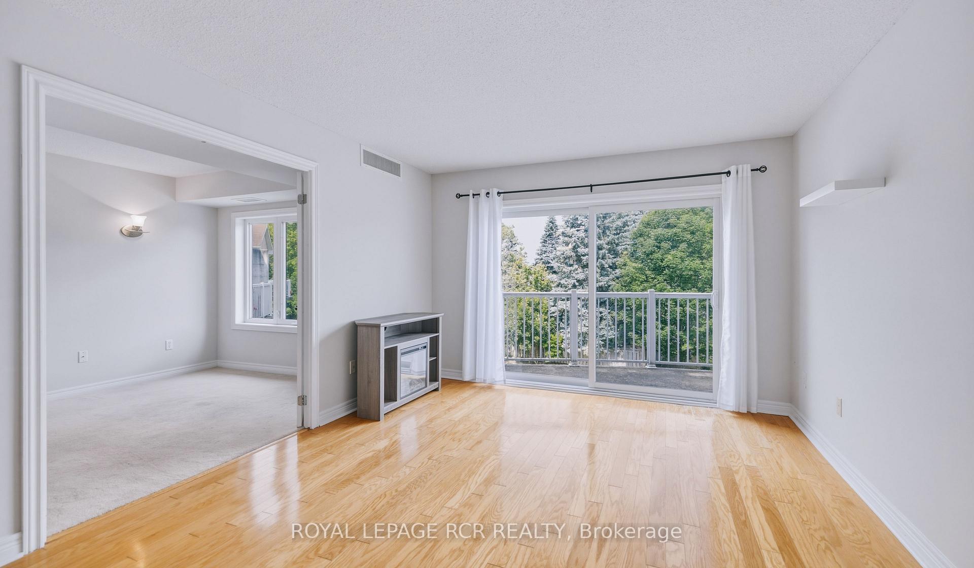 Photo 9 of Unit 307, 32 Church Street, King, Schomberg — HOMEH