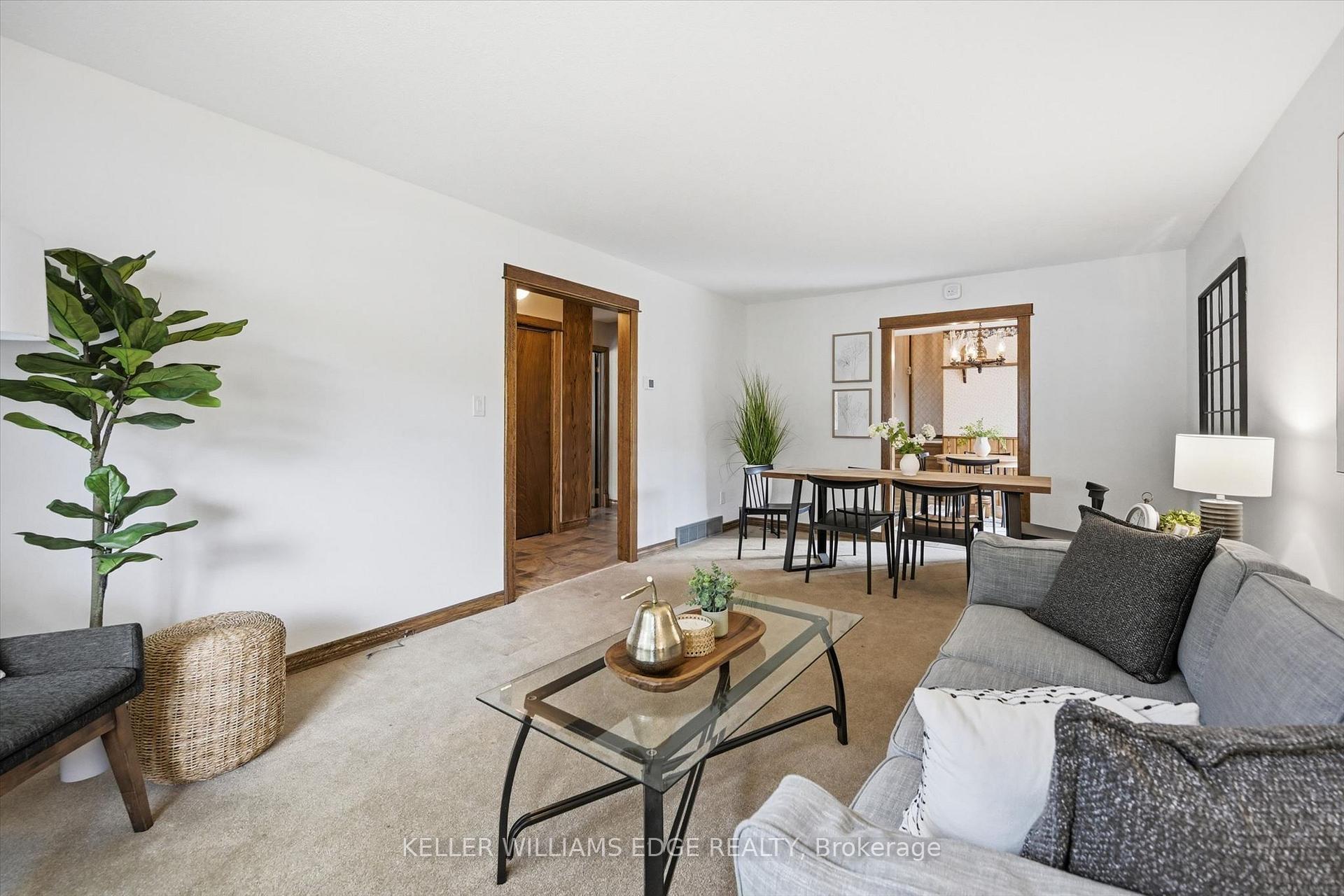 Photo 6 of 38 James Street, Hamilton, Dundas — HOMEH