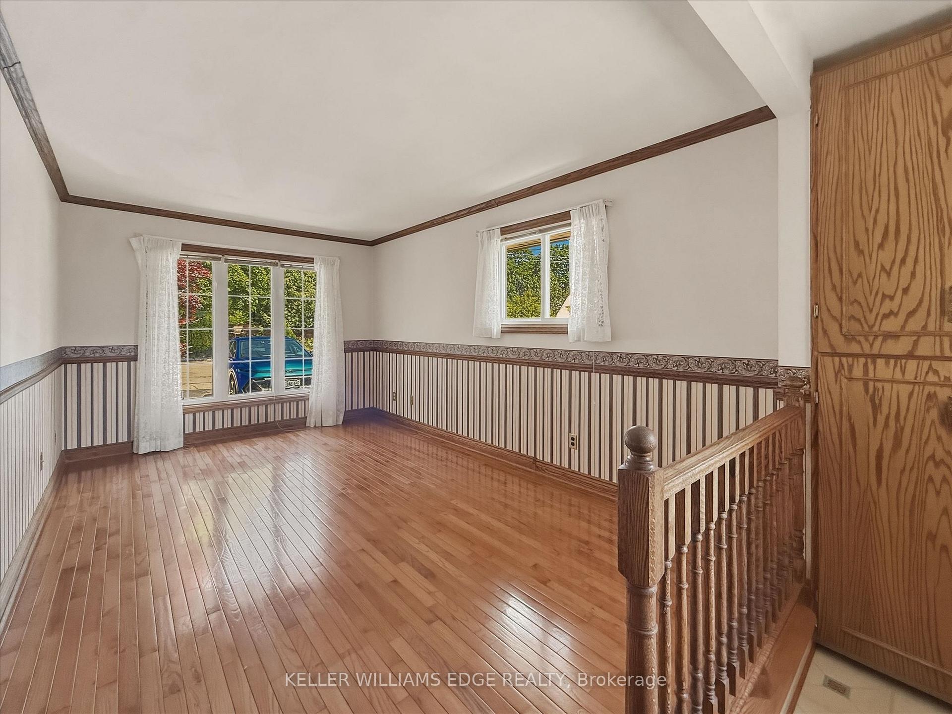 Photo 17 of 38 James Street, Hamilton, Dundas — HOMEH