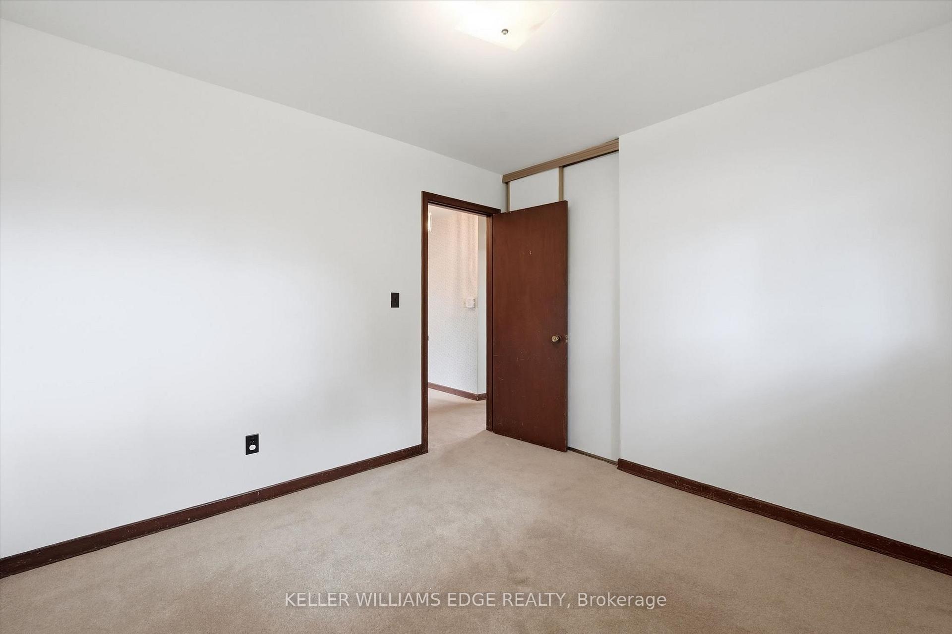 Photo 22 of 38 James Street, Hamilton, Dundas — HOMEH