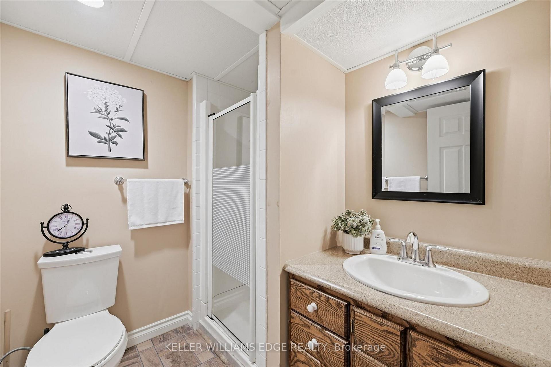 Photo 29 of 38 James Street, Hamilton, Dundas — HOMEH