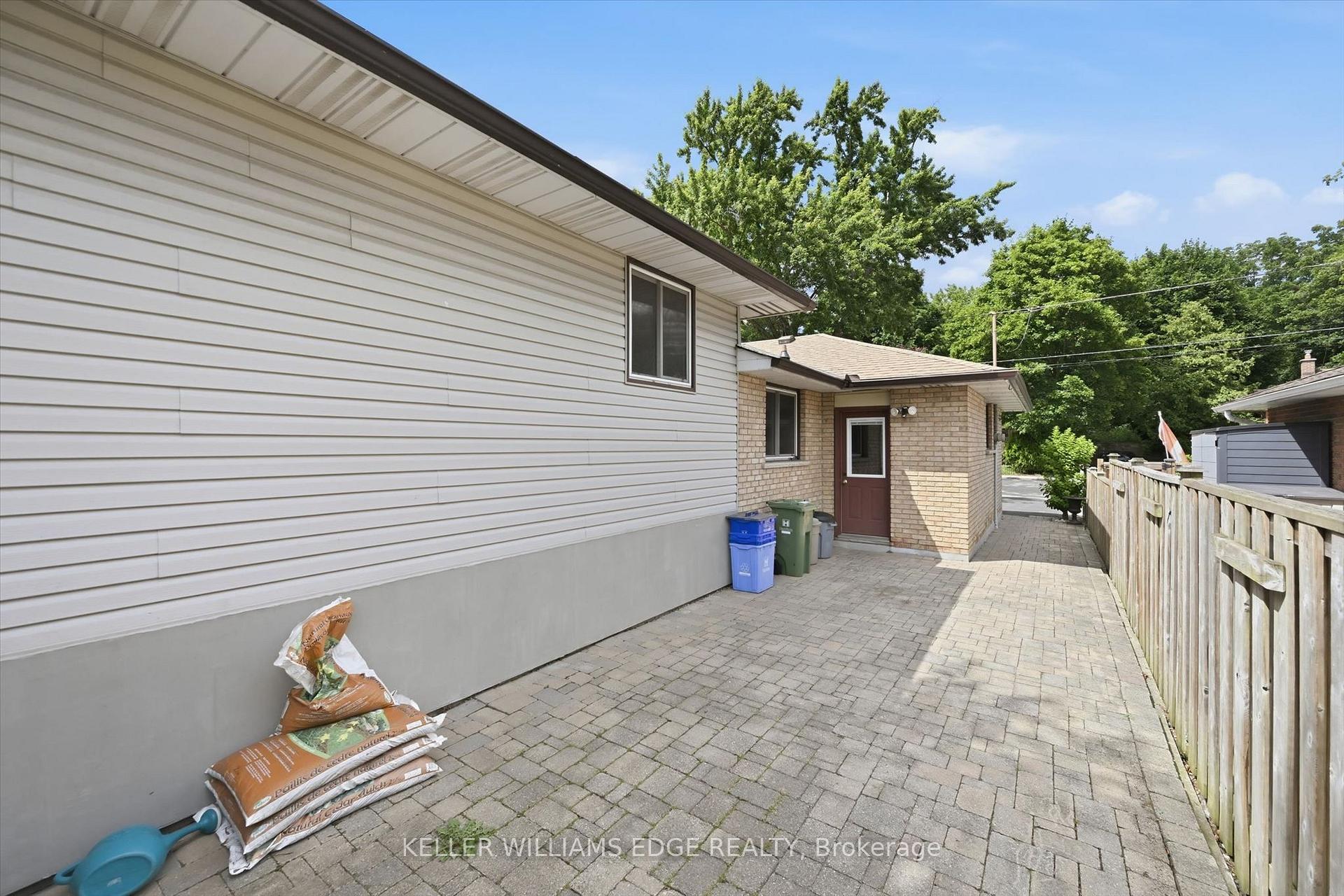 Photo 37 of 38 James Street, Hamilton, Dundas — HOMEH