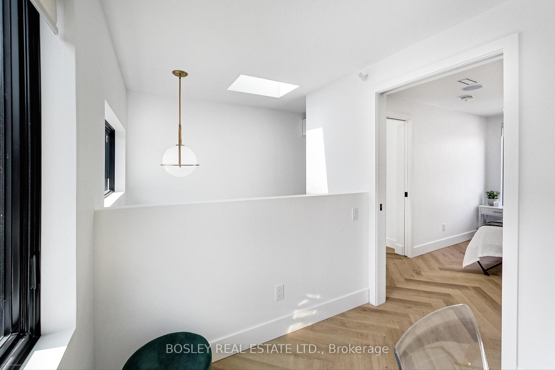 Photo 27 of 13R Mansfield Avenue, Toronto, Trinity-Bellwoods — HOMEH