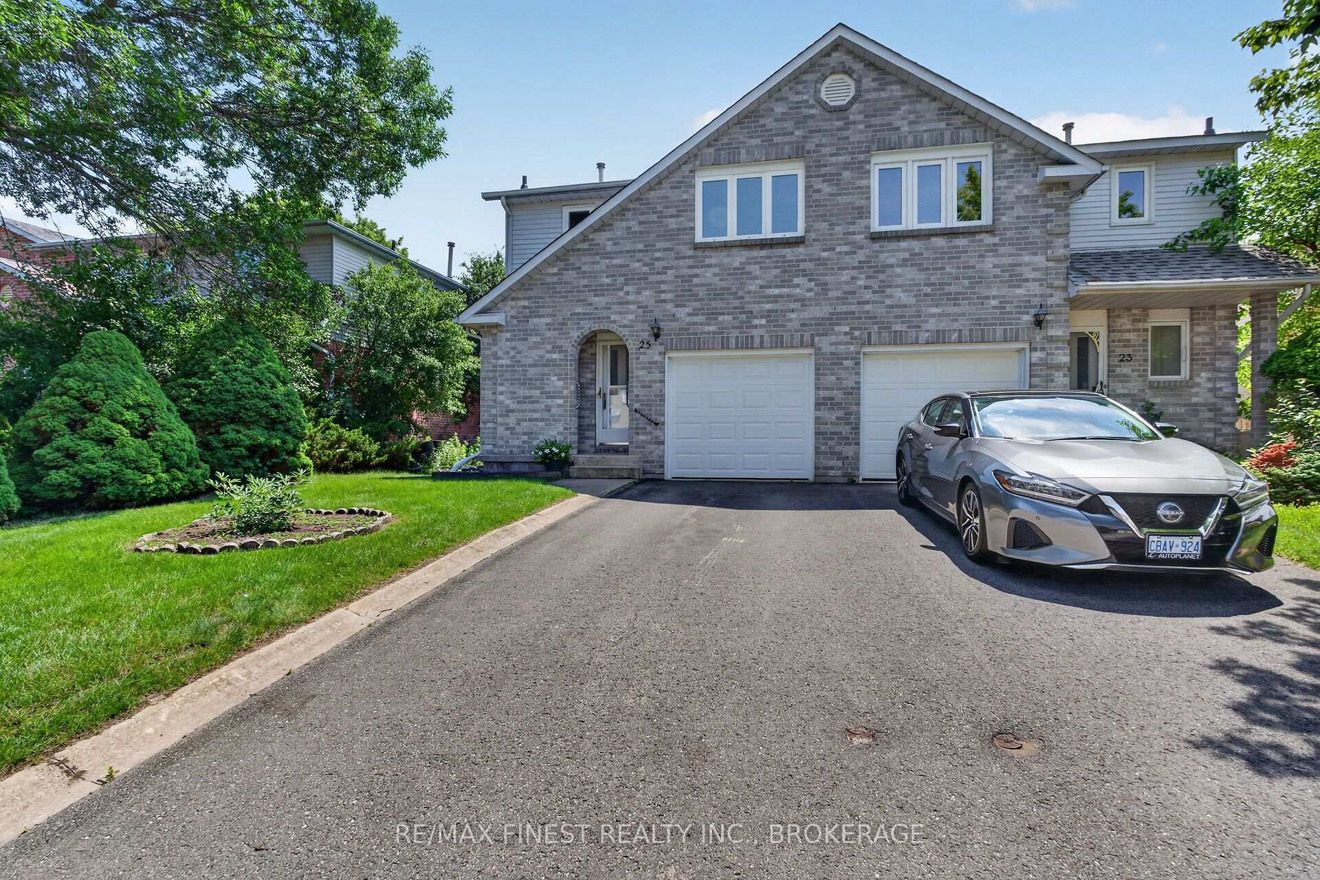 Photo 2 of 25 Rose Abbey Drive, Kingston, Kingston East (Incl Barret Crt) — HOMEH