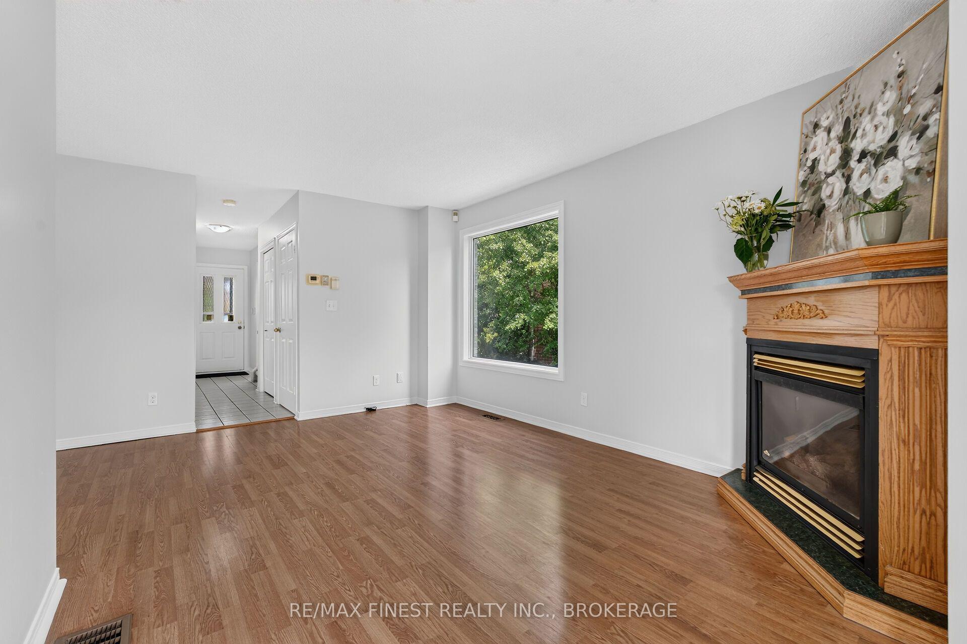 Photo 7 of 25 Rose Abbey Drive, Kingston, Kingston East (Incl Barret Crt) — HOMEH