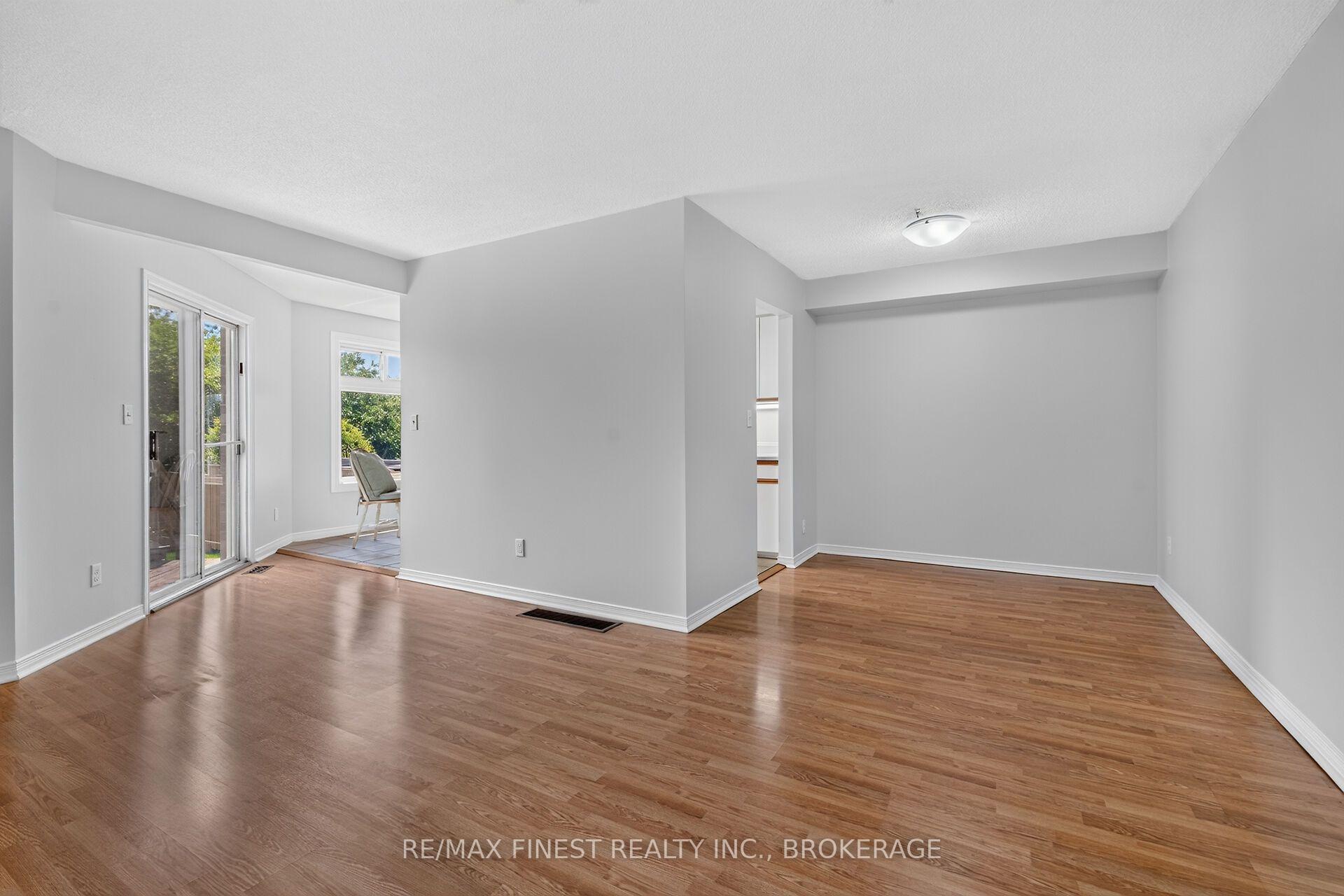 Photo 9 of 25 Rose Abbey Drive, Kingston, Kingston East (Incl Barret Crt) — HOMEH