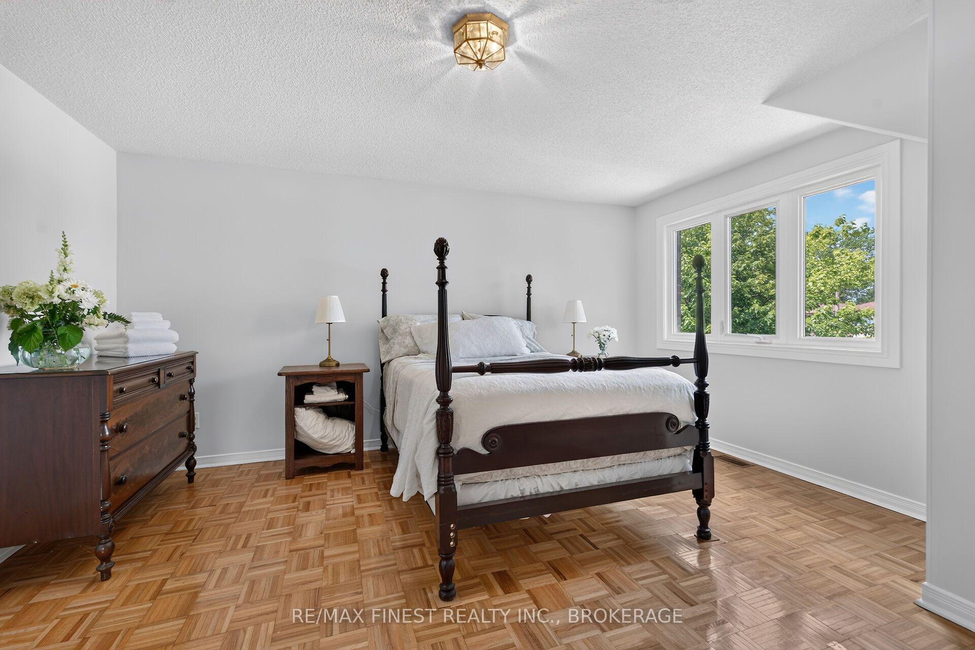 Photo 15 of 25 Rose Abbey Drive, Kingston, Kingston East (Incl Barret Crt) — HOMEH