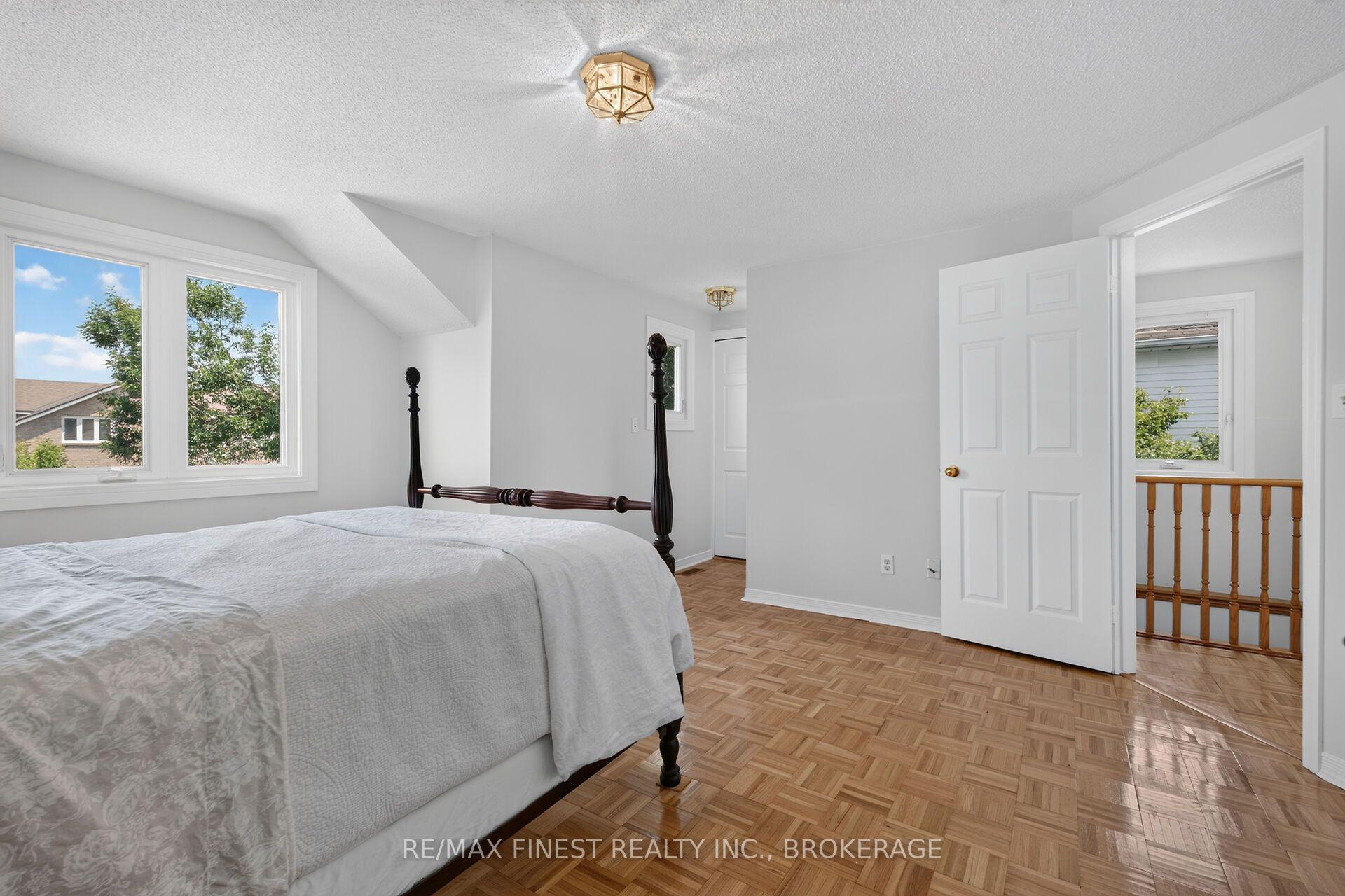 Photo 16 of 25 Rose Abbey Drive, Kingston, Kingston East (Incl Barret Crt) — HOMEH