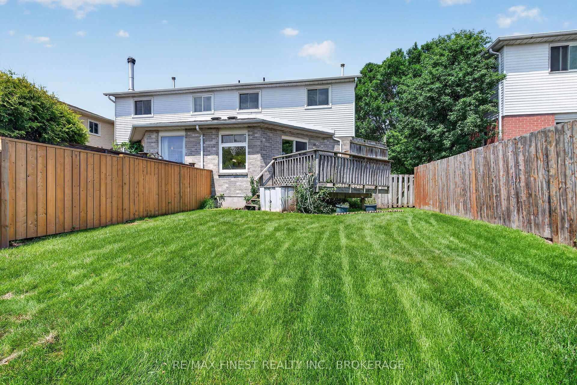 Photo 28 of 25 Rose Abbey Drive, Kingston, Kingston East (Incl Barret Crt) — HOMEH