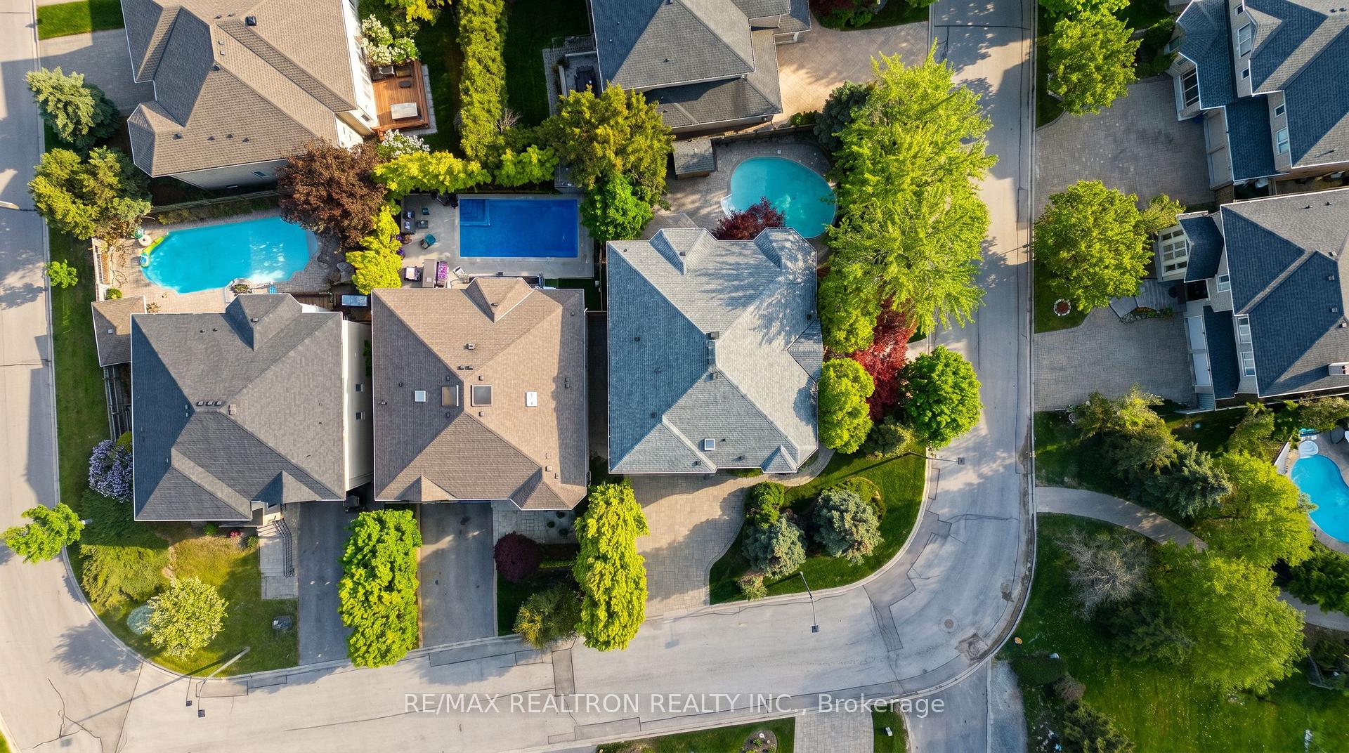 Photo 6 of 171 Lawrie Road, Vaughan, Beverley Glen — HOMEH