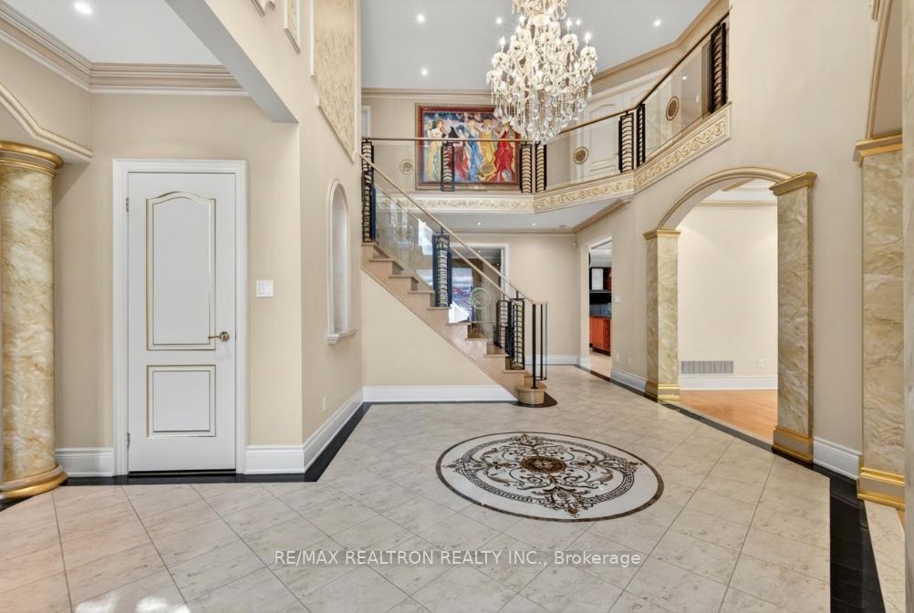Photo 10 of 171 Lawrie Road, Vaughan, Beverley Glen — HOMEH