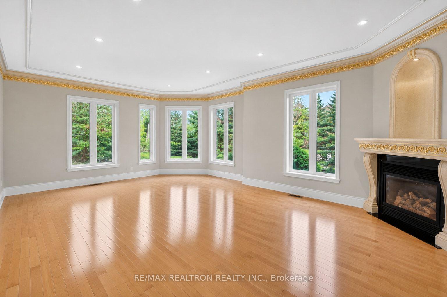 Photo 15 of 171 Lawrie Road, Vaughan, Beverley Glen — HOMEH