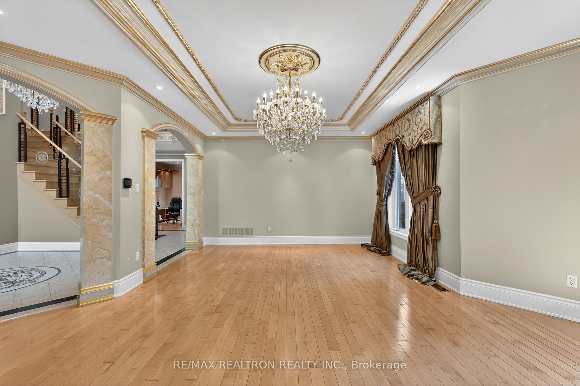 Photo 22 of 171 Lawrie Road, Vaughan, Beverley Glen — HOMEH