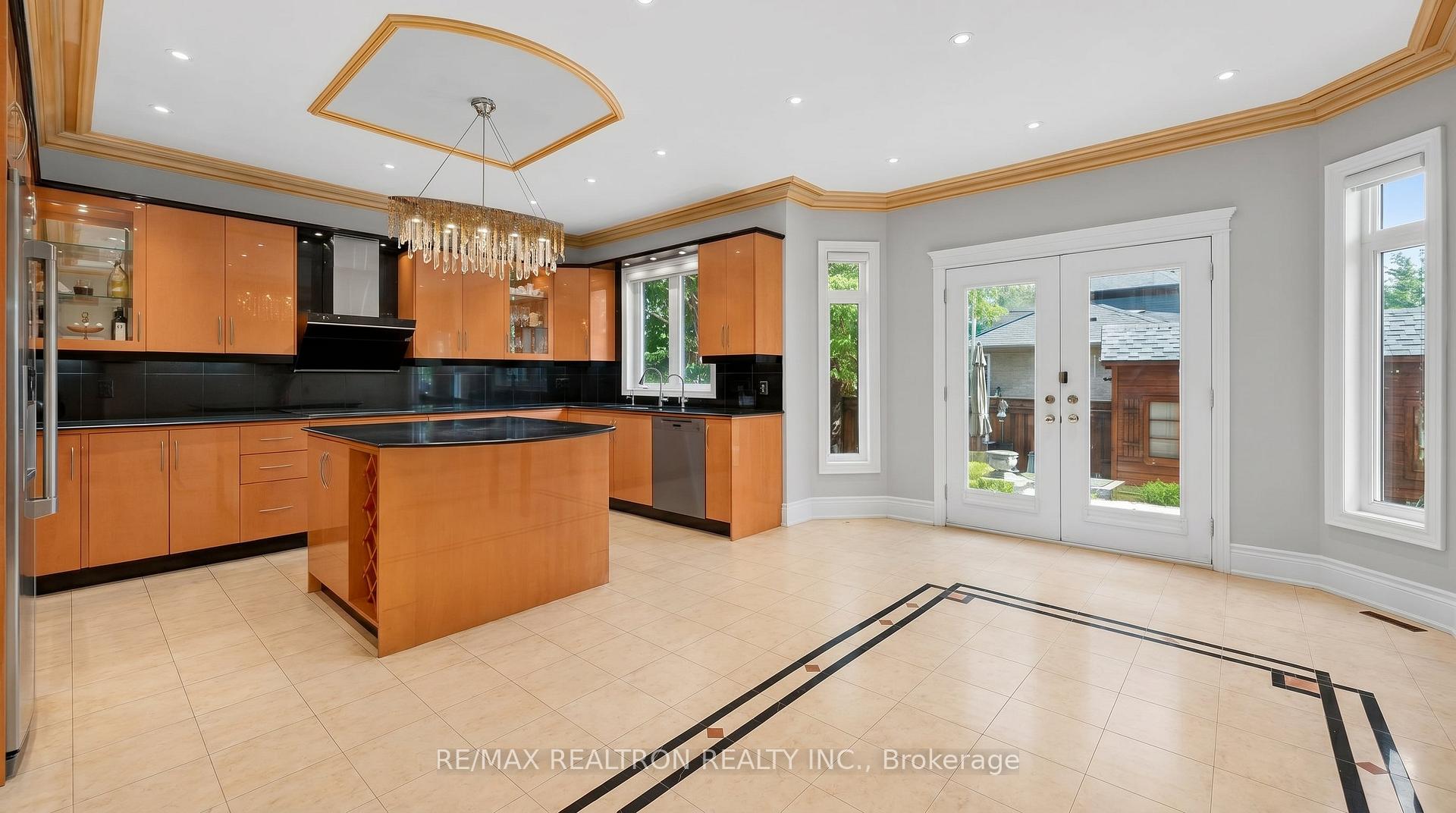 Photo 24 of 171 Lawrie Road, Vaughan, Beverley Glen — HOMEH