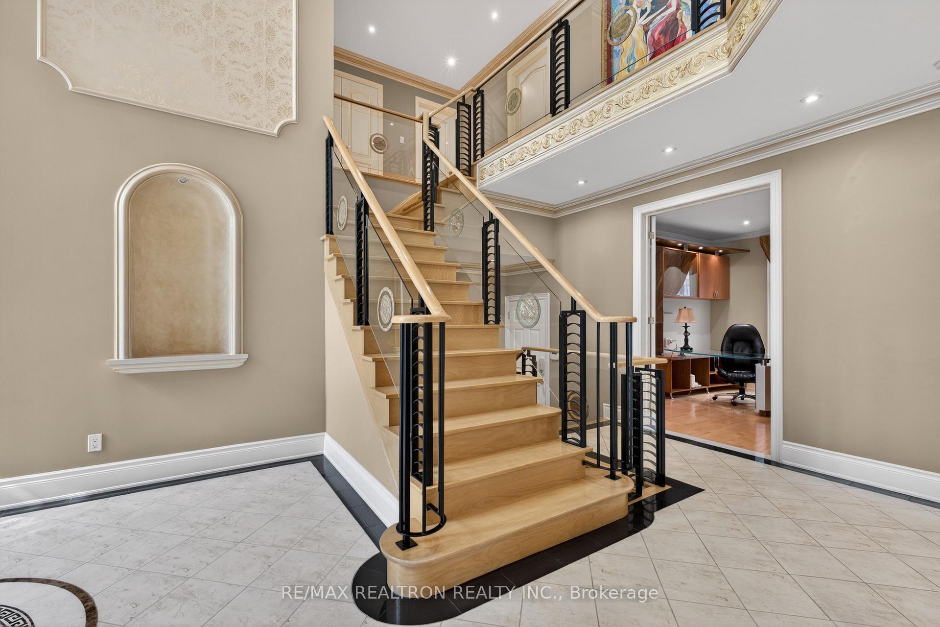 Photo 26 of 171 Lawrie Road, Vaughan, Beverley Glen — HOMEH