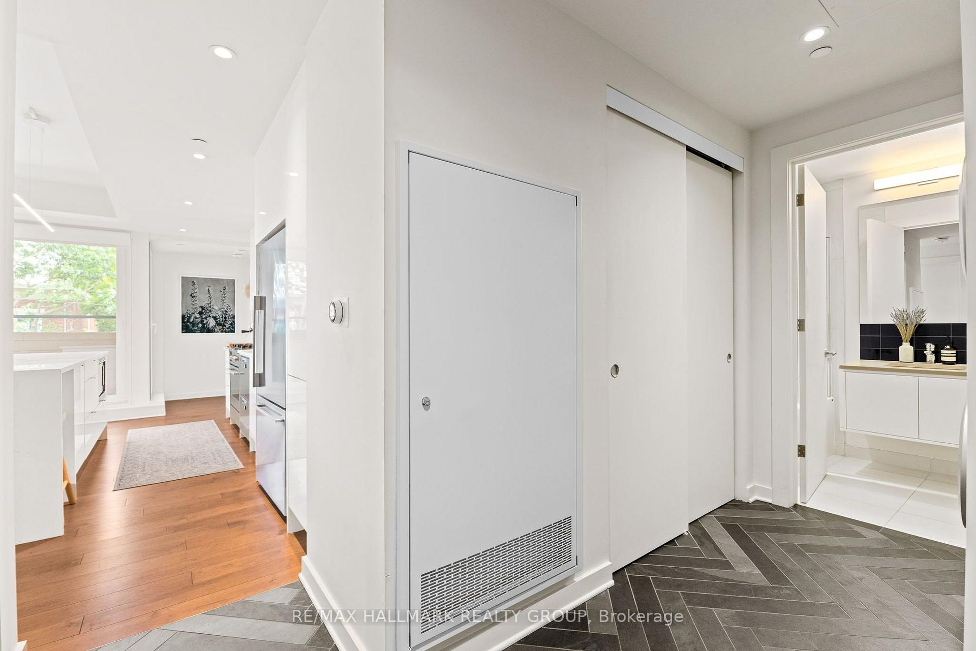 Photo 5 of Unit 7, 135 Barrette Street, Ottawa, Vanier — HOMEH