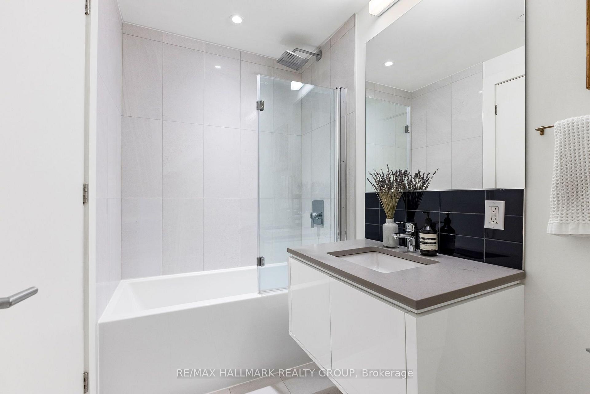 Photo 7 of Unit 7, 135 Barrette Street, Ottawa, Vanier — HOMEH
