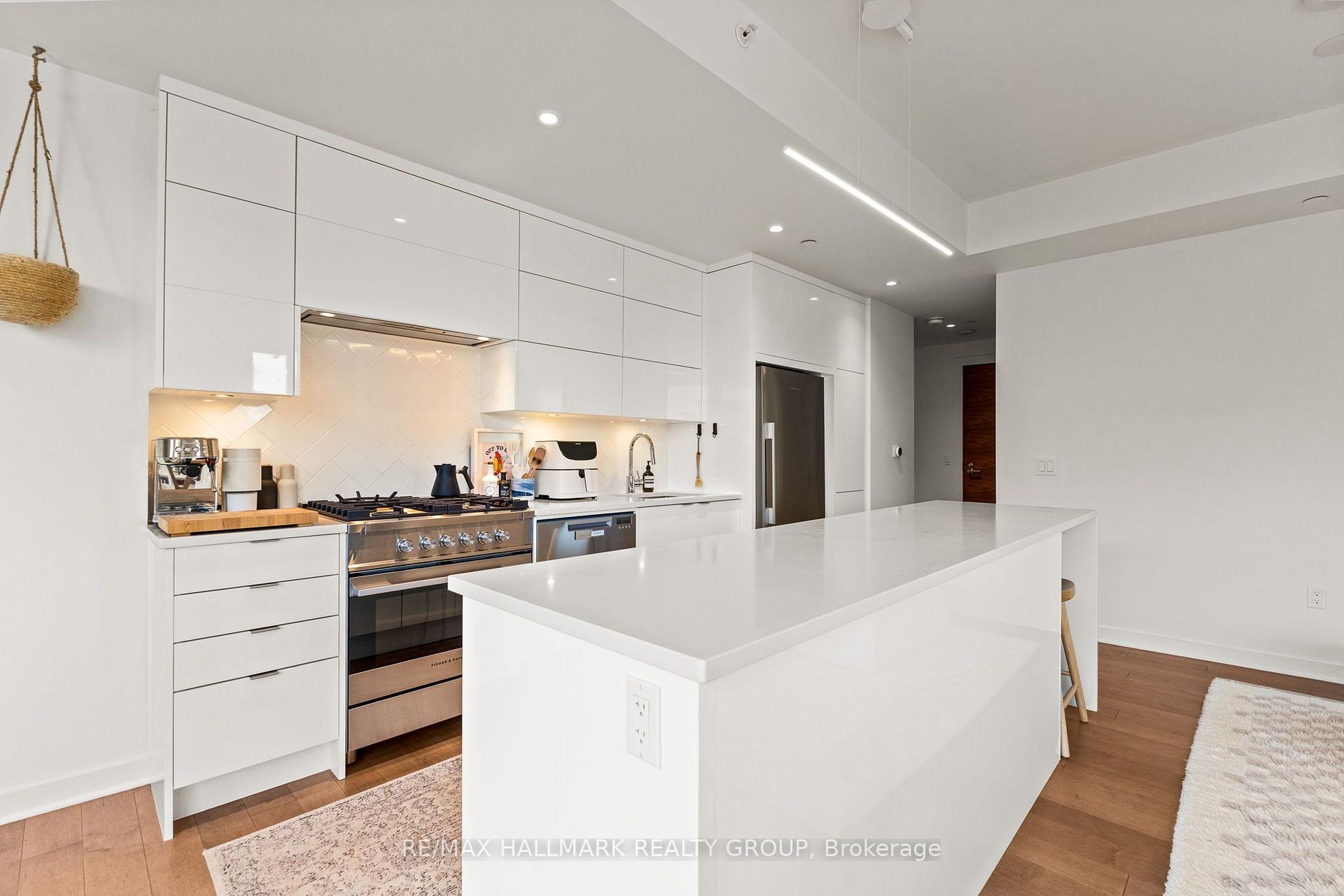 Photo 10 of Unit 7, 135 Barrette Street, Ottawa, Vanier — HOMEH