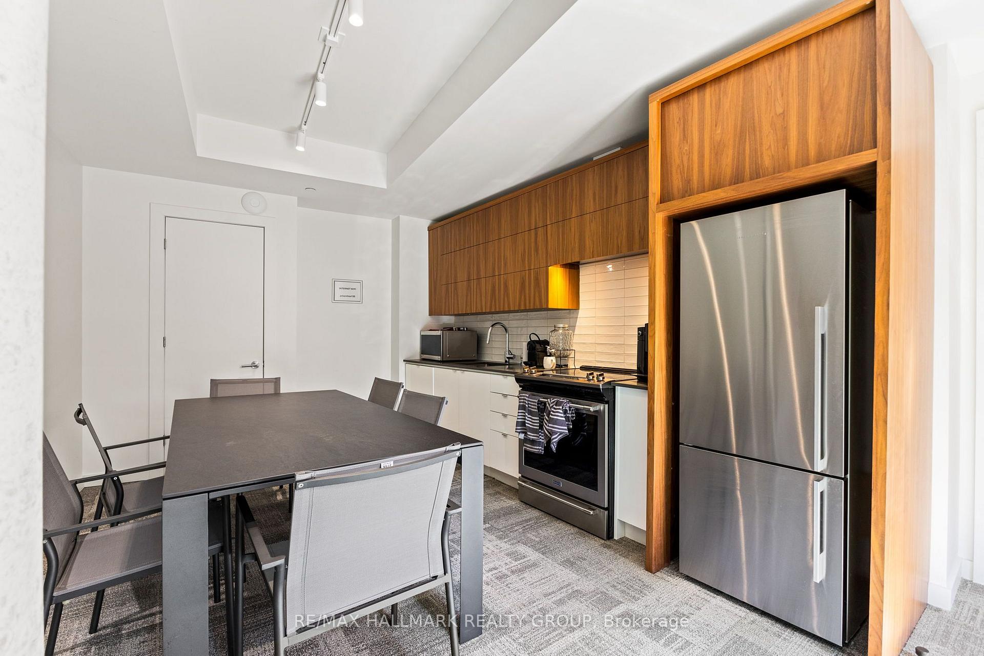 Photo 31 of Unit 7, 135 Barrette Street, Ottawa, Vanier — HOMEH