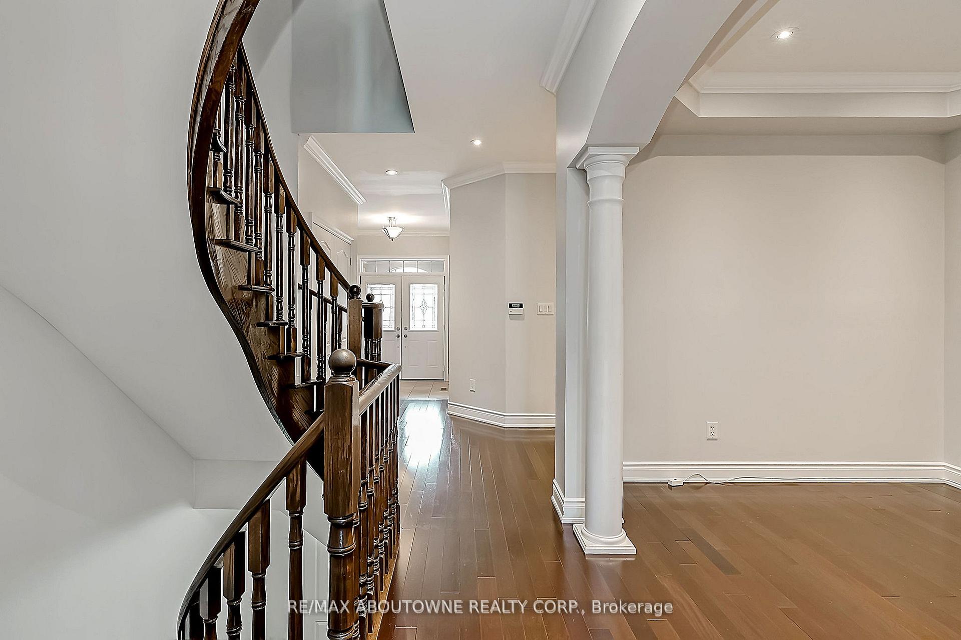 Photo 6 of 2415 Presquile Drive, Oakville, Joshua Creek — HOMEH