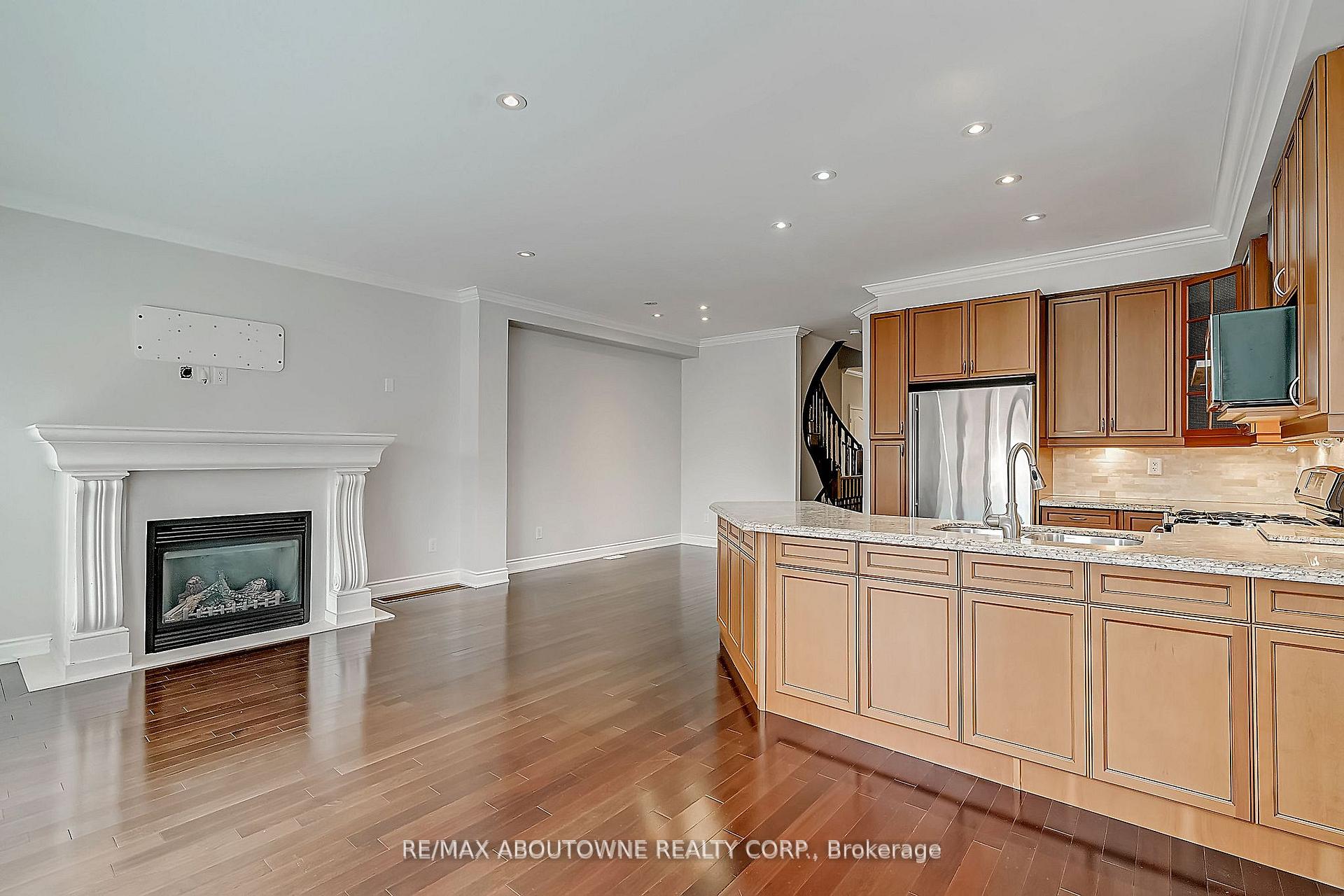 Photo 15 of 2415 Presquile Drive, Oakville, Joshua Creek — HOMEH