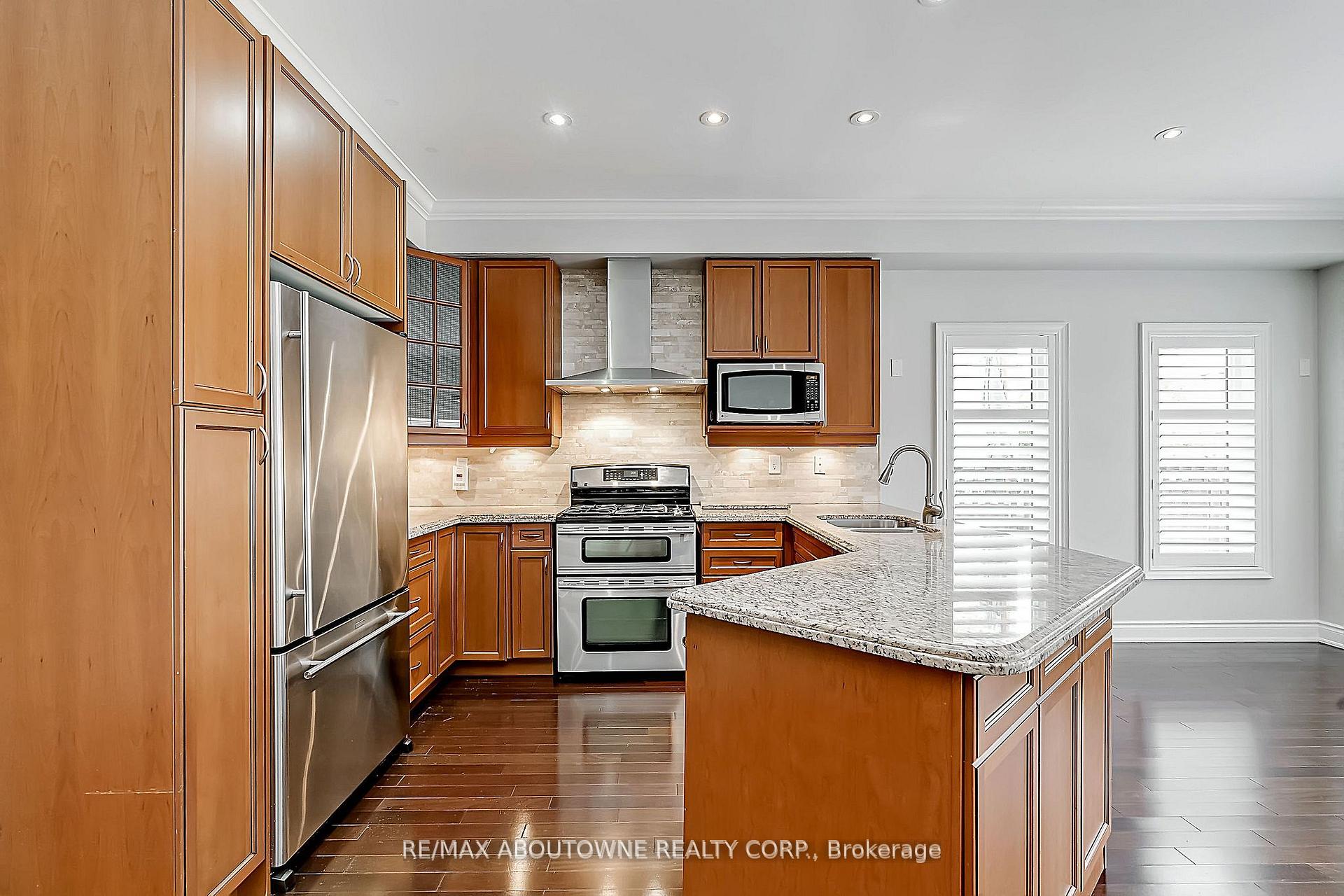 Photo 17 of 2415 Presquile Drive, Oakville, Joshua Creek — HOMEH
