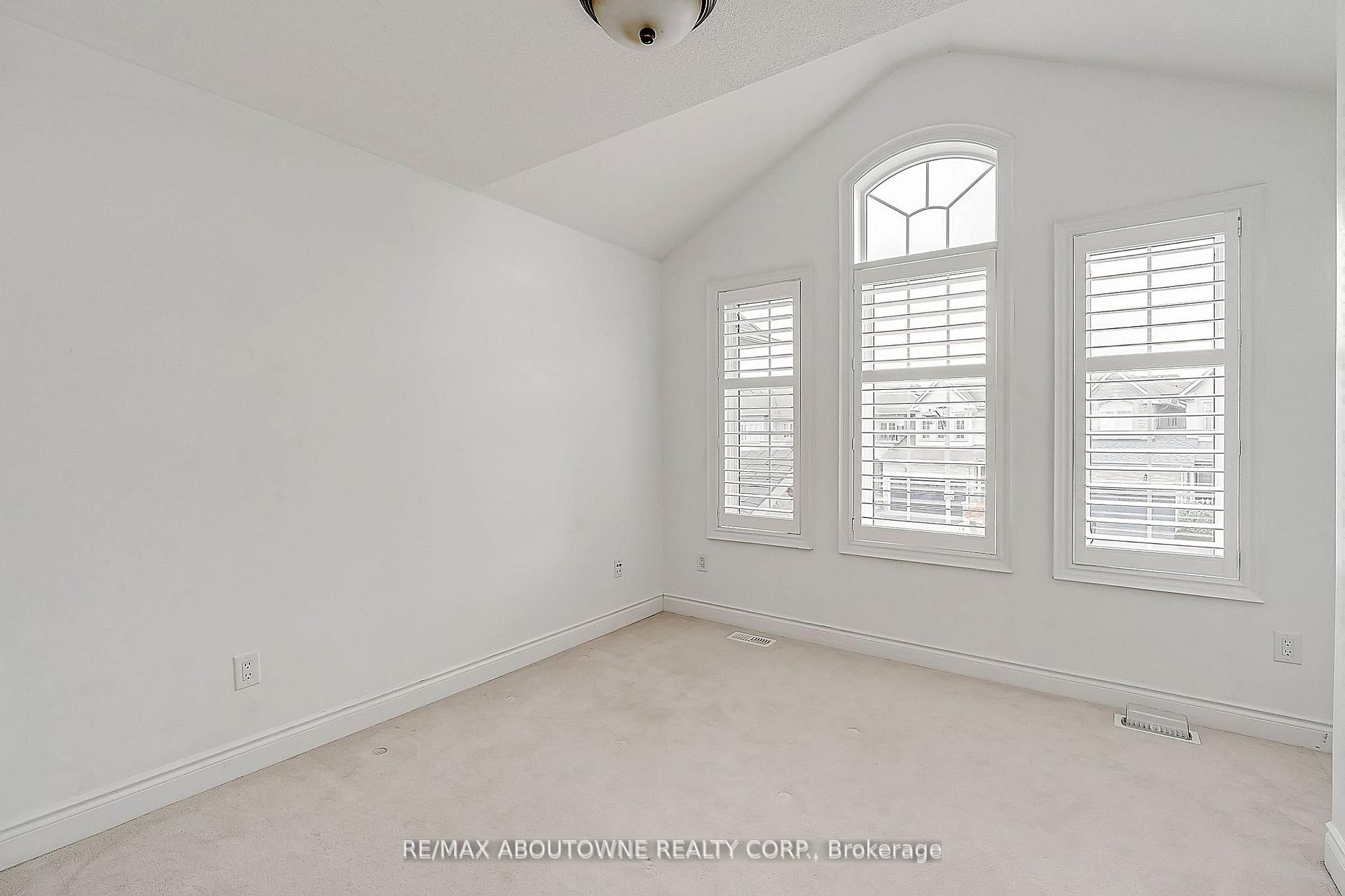 Photo 26 of 2415 Presquile Drive, Oakville, Joshua Creek — HOMEH