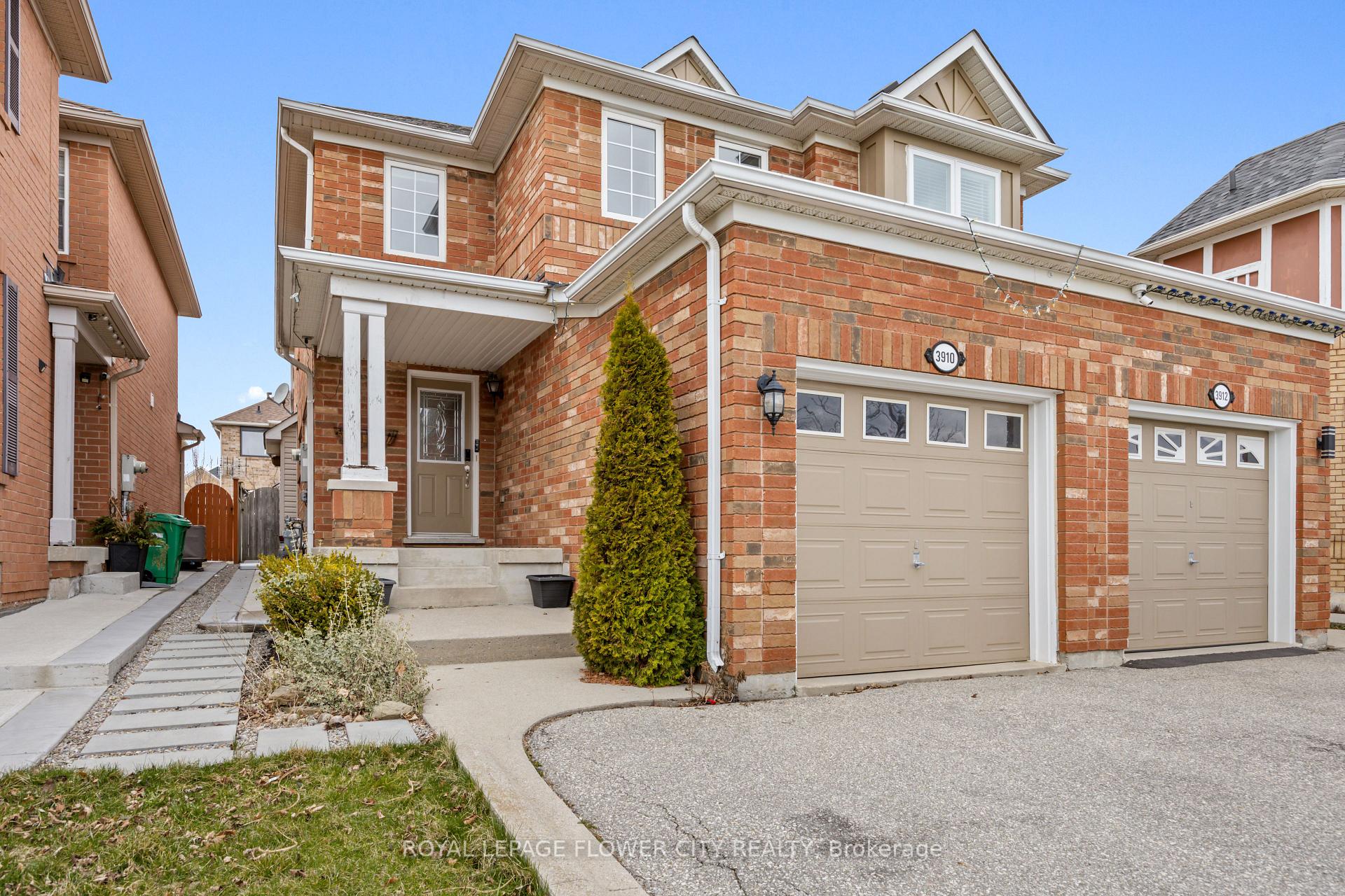 Front of 3910 Milkwood Crescent