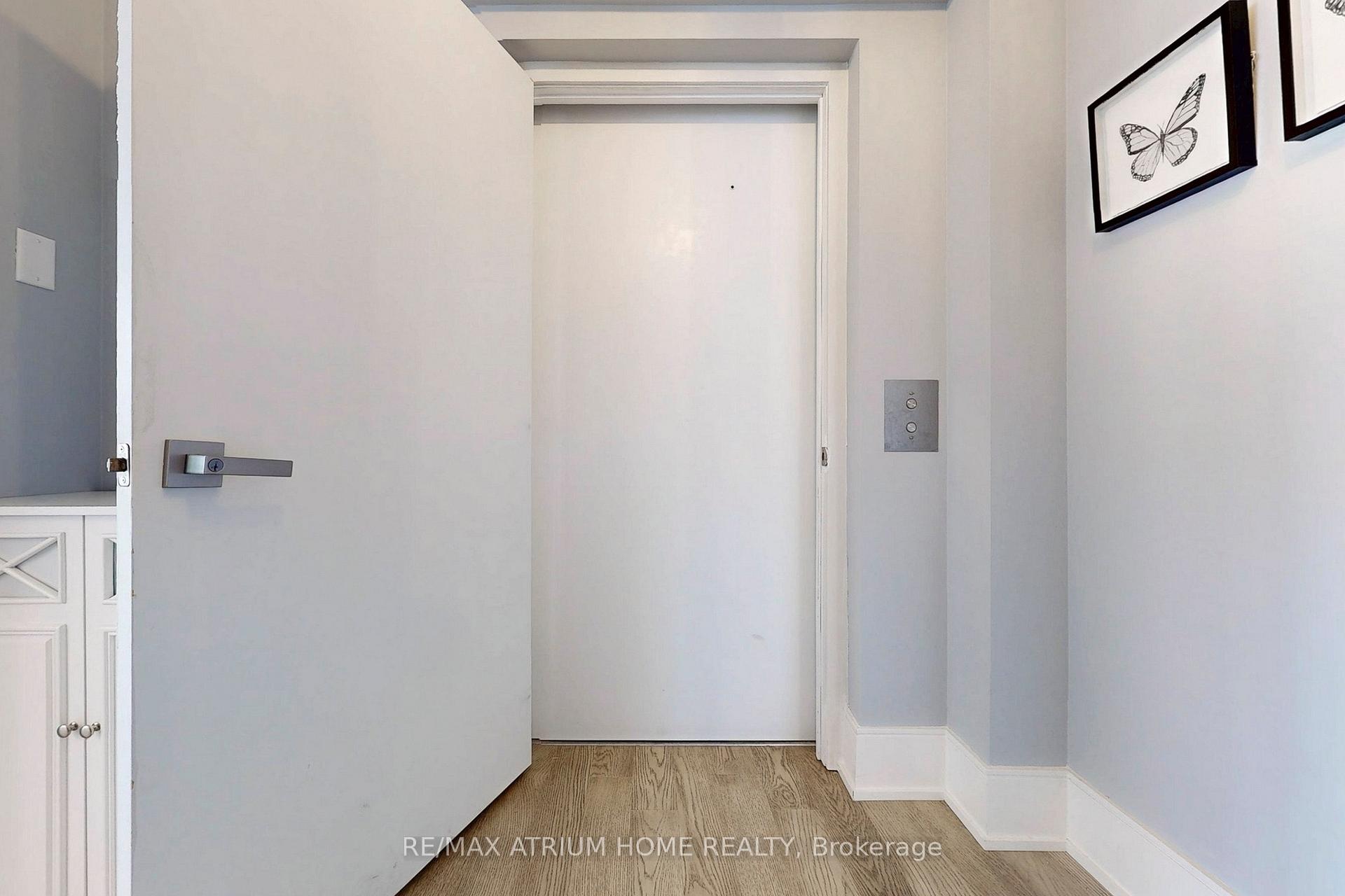 Photo 3 of Unit 715, 1 Gloucester Street, Toronto, Church-Yonge Corridor — HOMEH