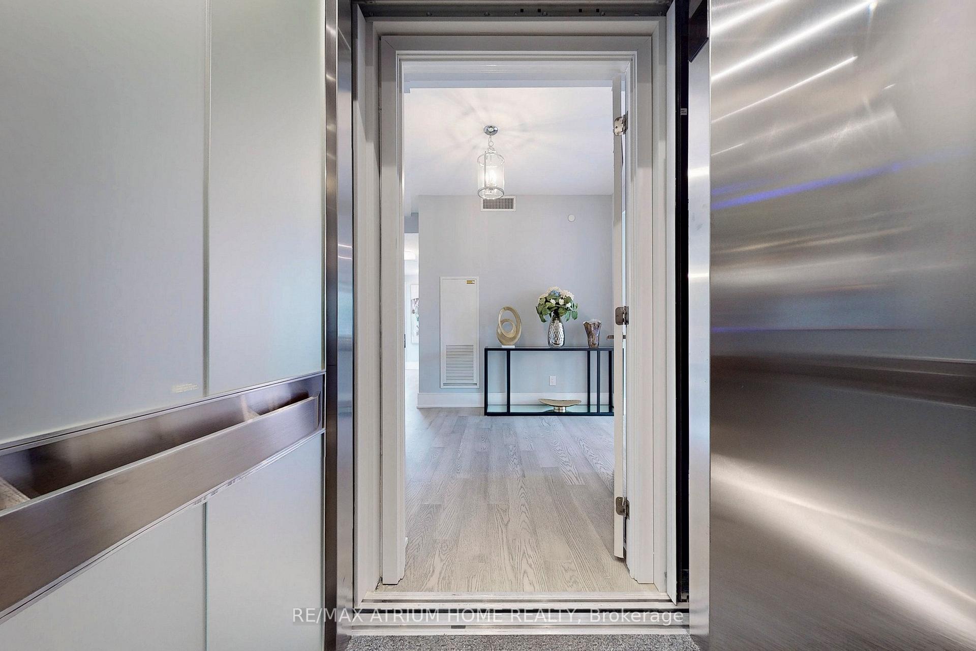 Photo 5 of Unit 715, 1 Gloucester Street, Toronto, Church-Yonge Corridor — HOMEH