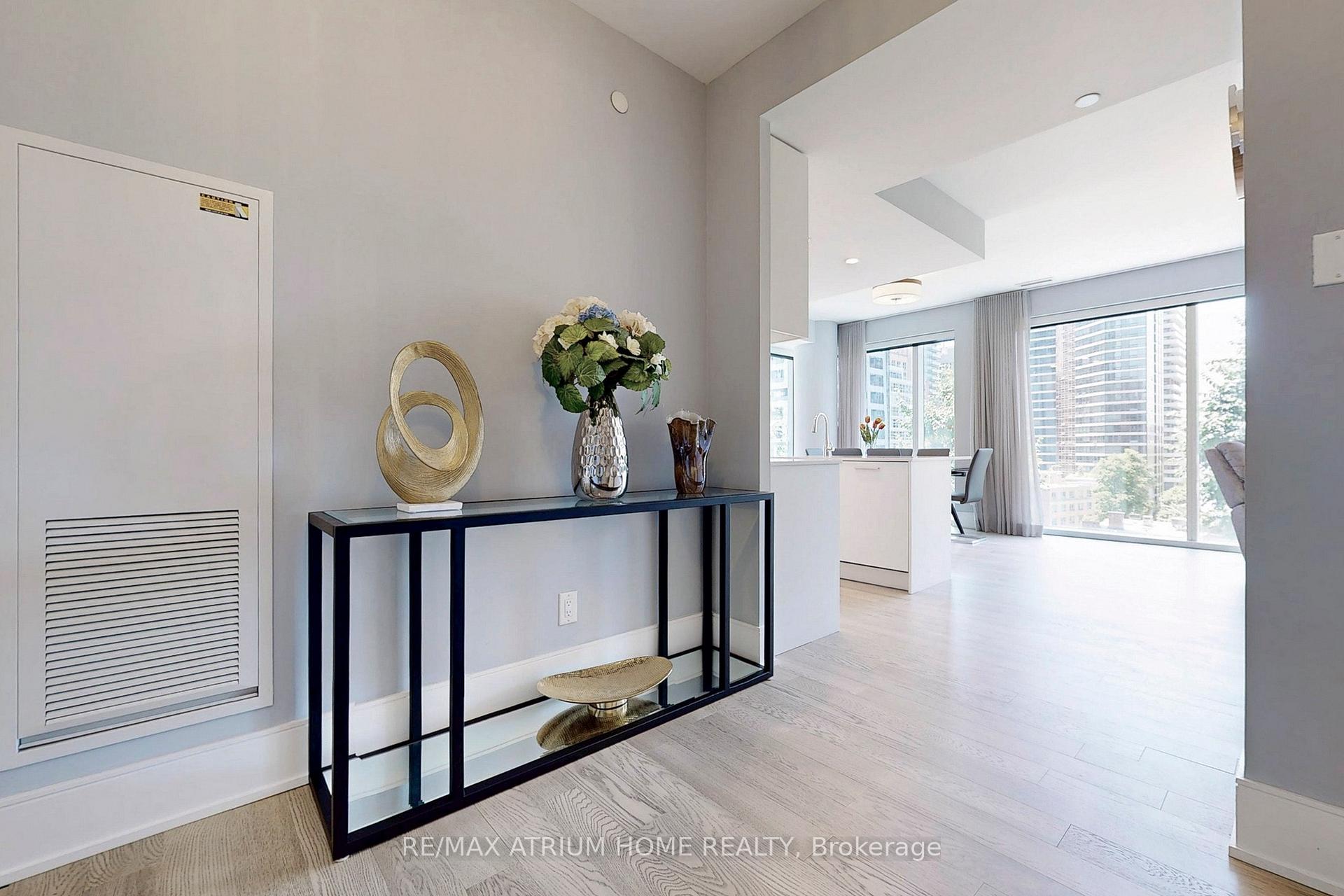 Photo 6 of Unit 715, 1 Gloucester Street, Toronto, Church-Yonge Corridor — HOMEH