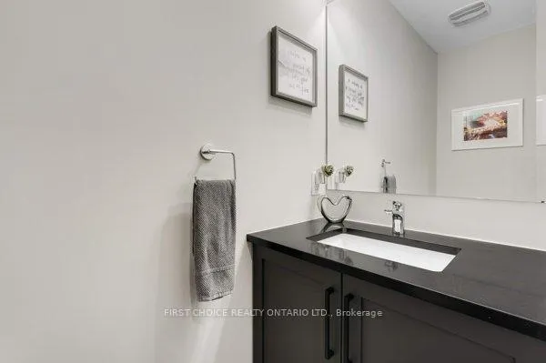 Photo 5 of 605 Ribbon Street, Ottawa, Mahogany Community — HOMEH