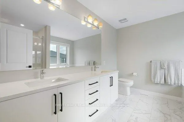 Photo 33 of 605 Ribbon Street, Ottawa, Mahogany Community — HOMEH