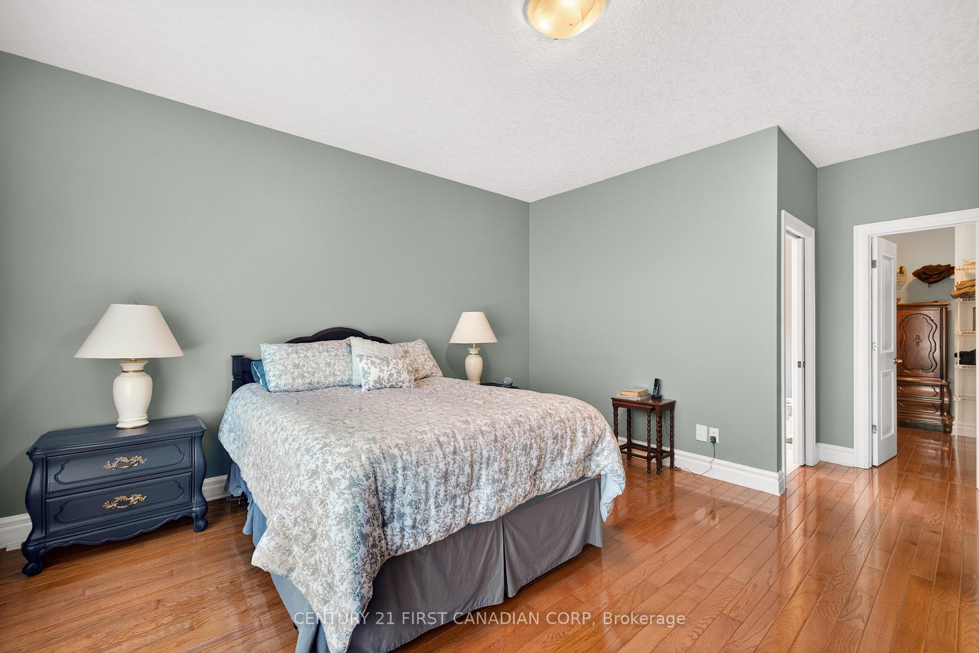 Photo 18 of Unit 9, 181 Skyline Avenue, London, North B — HOMEH