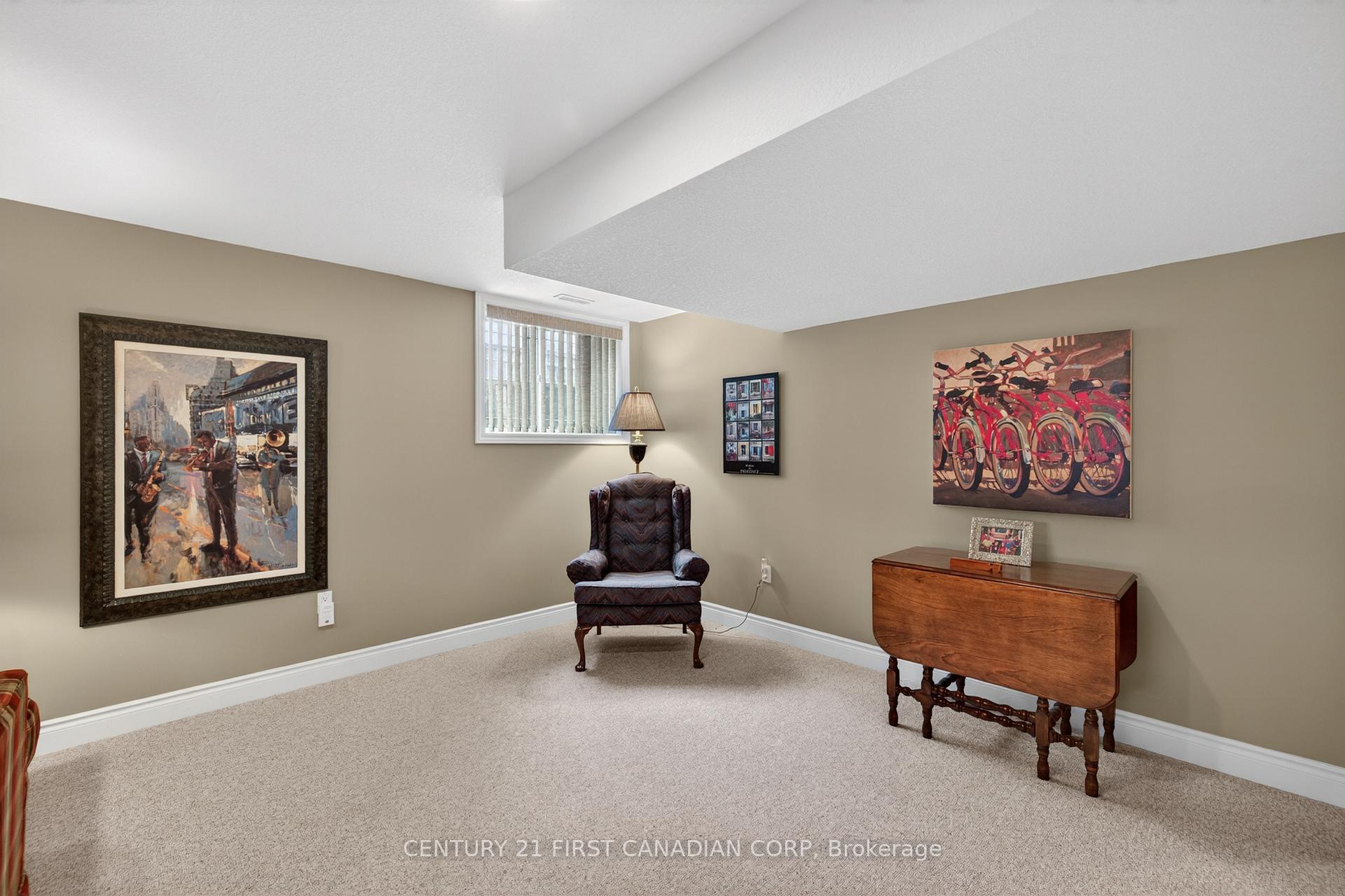 Photo 29 of Unit 9, 181 Skyline Avenue, London, North B — HOMEH