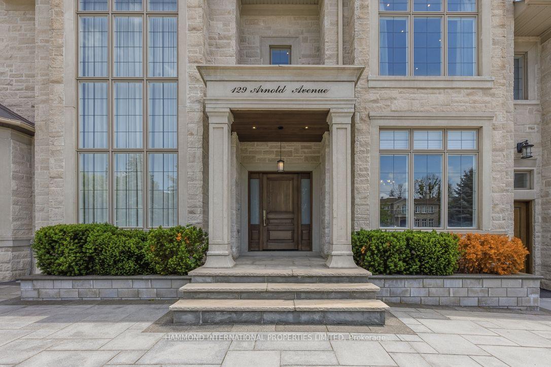 Photo 2 of 129 Arnold Avenue, Vaughan, Crestwood-Springfarm-Yorkhill — HOMEH