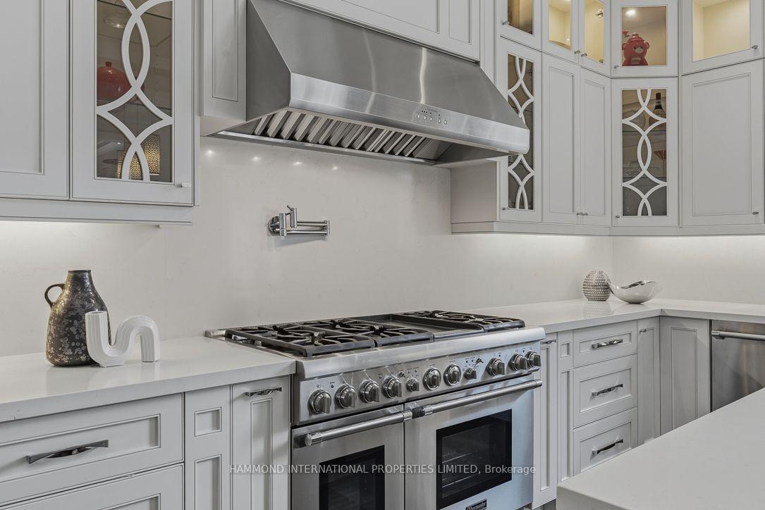 Photo 9 of 129 Arnold Avenue, Vaughan, Crestwood-Springfarm-Yorkhill — HOMEH