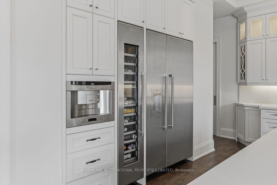Photo 10 of 129 Arnold Avenue, Vaughan, Crestwood-Springfarm-Yorkhill — HOMEH