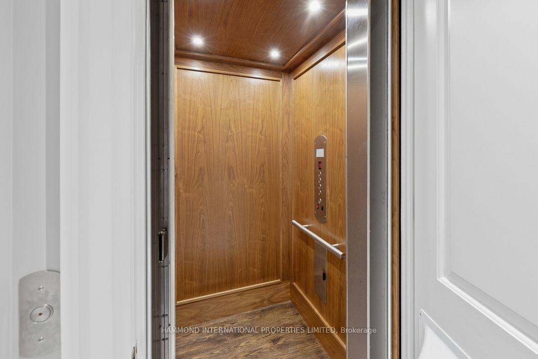 Photo 21 of 129 Arnold Avenue, Vaughan, Crestwood-Springfarm-Yorkhill — HOMEH