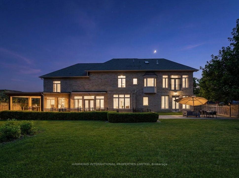 Photo 25 of 129 Arnold Avenue, Vaughan, Crestwood-Springfarm-Yorkhill — HOMEH