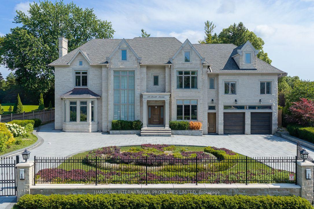 Photo 38 of 129 Arnold Avenue, Vaughan, Crestwood-Springfarm-Yorkhill — HOMEH