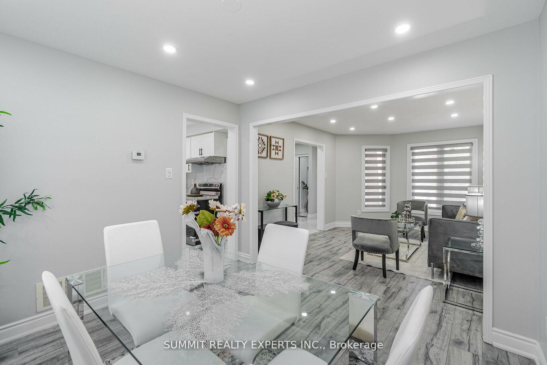 Photo 11 of 79 Rocky Mountain Crescent, Brampton, Sandringham-Wellington — HOMEH