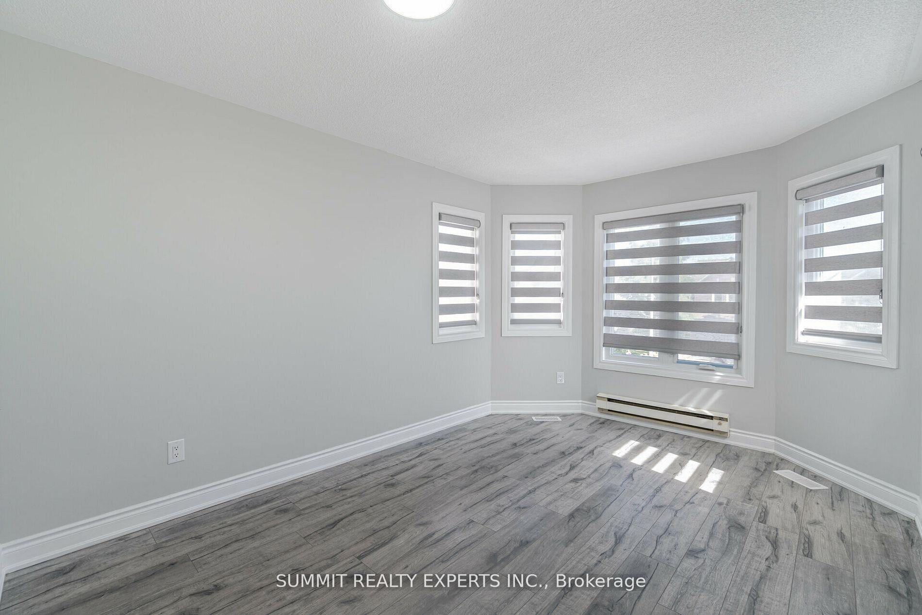Photo 19 of 79 Rocky Mountain Crescent, Brampton, Sandringham-Wellington — HOMEH