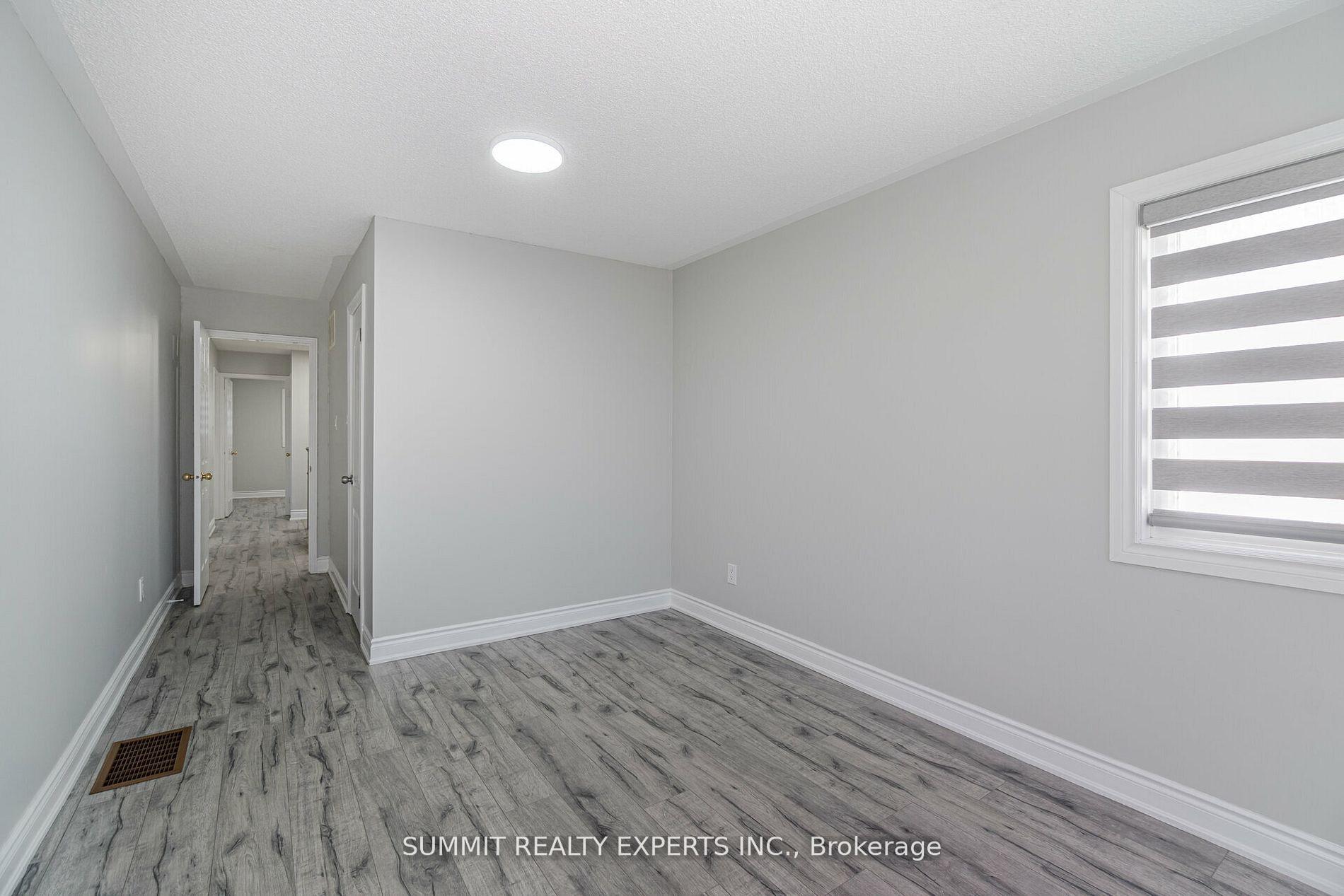 Photo 20 of 79 Rocky Mountain Crescent, Brampton, Sandringham-Wellington — HOMEH