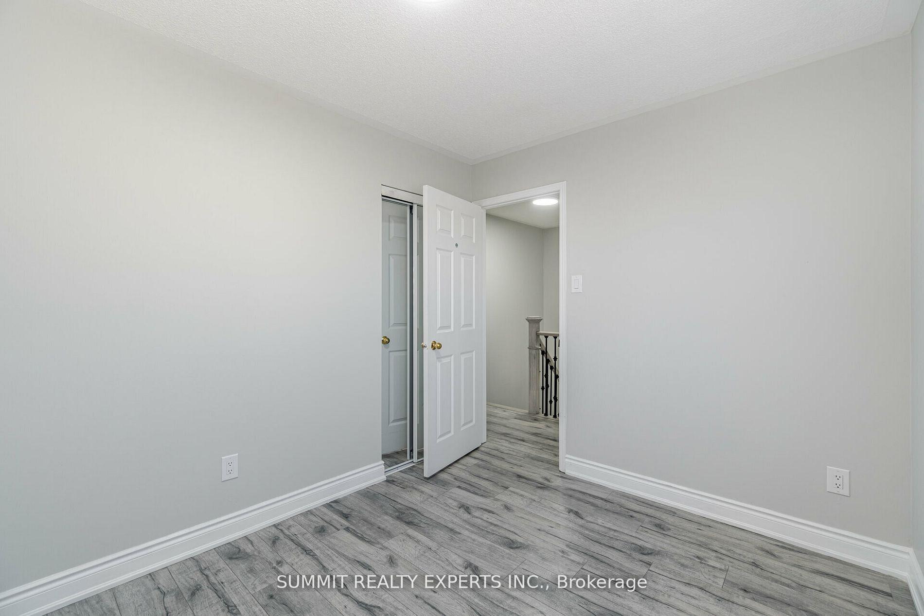 Photo 24 of 79 Rocky Mountain Crescent, Brampton, Sandringham-Wellington — HOMEH