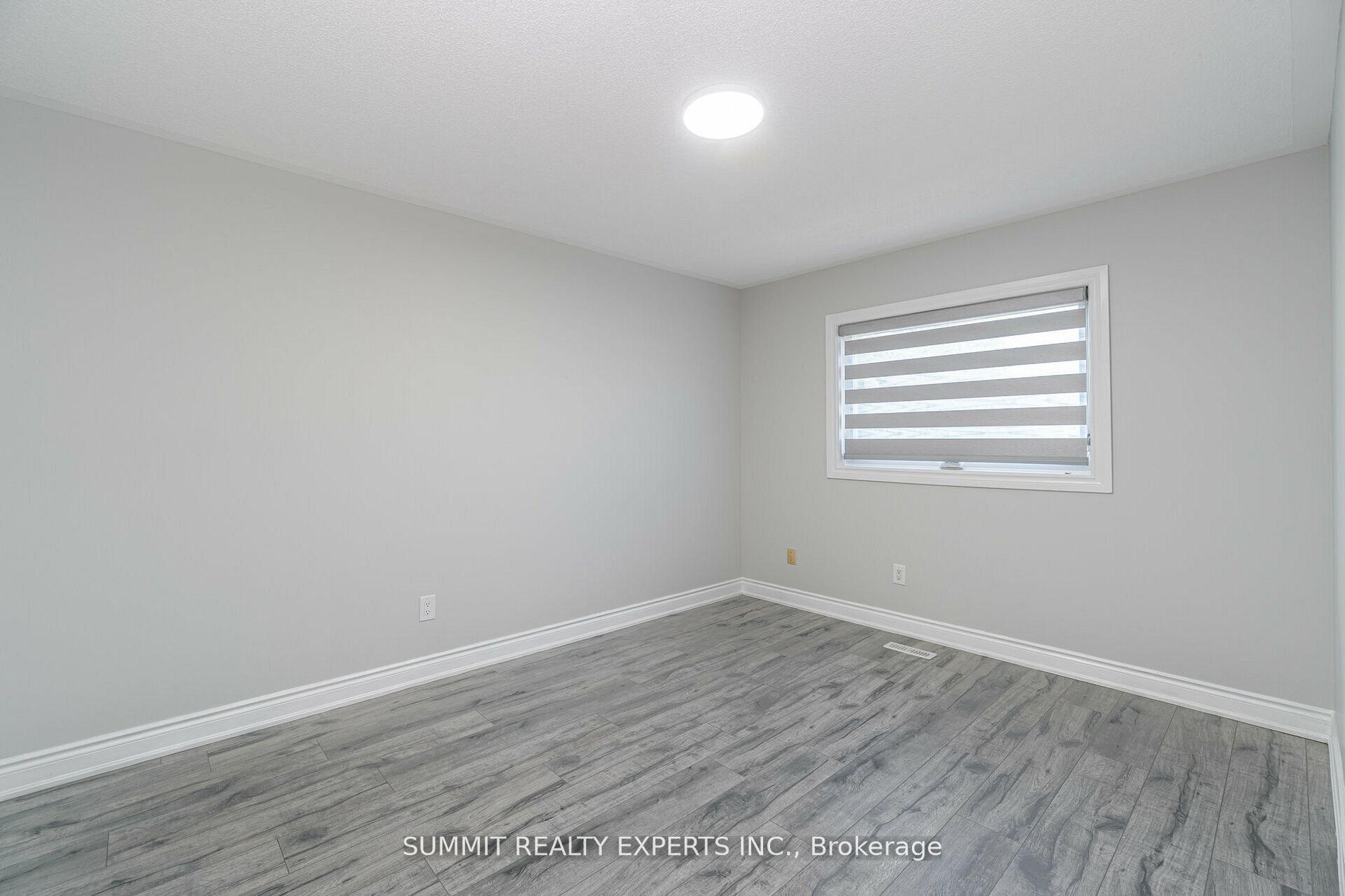 Photo 25 of 79 Rocky Mountain Crescent, Brampton, Sandringham-Wellington — HOMEH