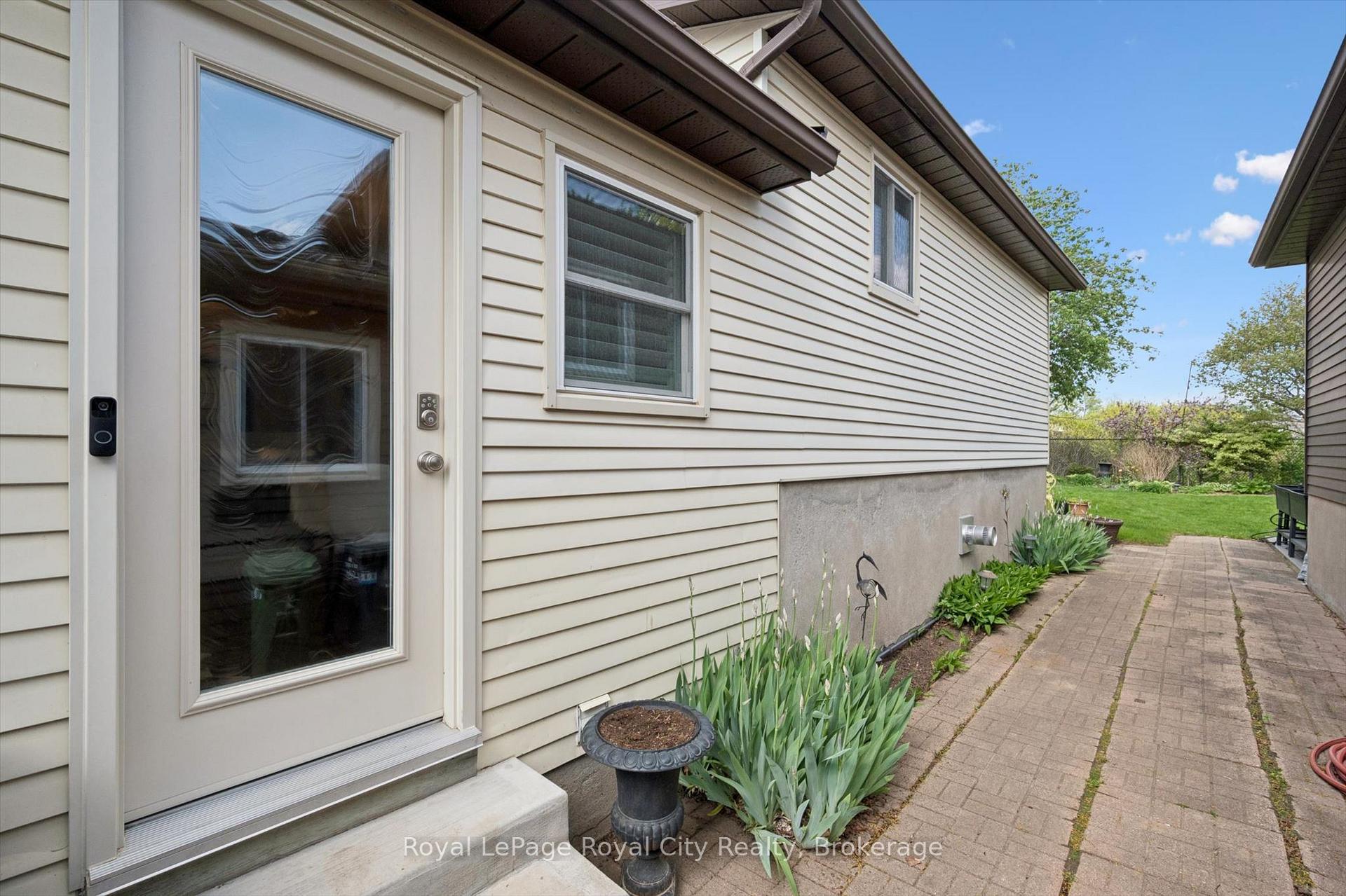 Photo 32 of 269 Auden Road, Guelph, Grange Road — HOMEH