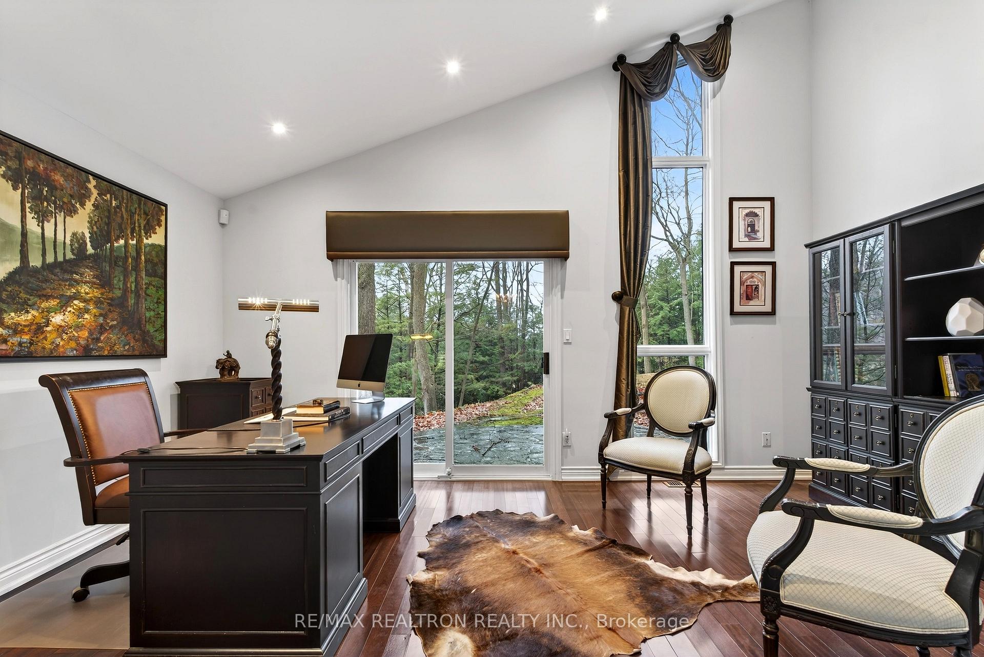 Photo 14 of 14038 Bayview Avenue, Aurora, Aurora Estates — HOMEH
